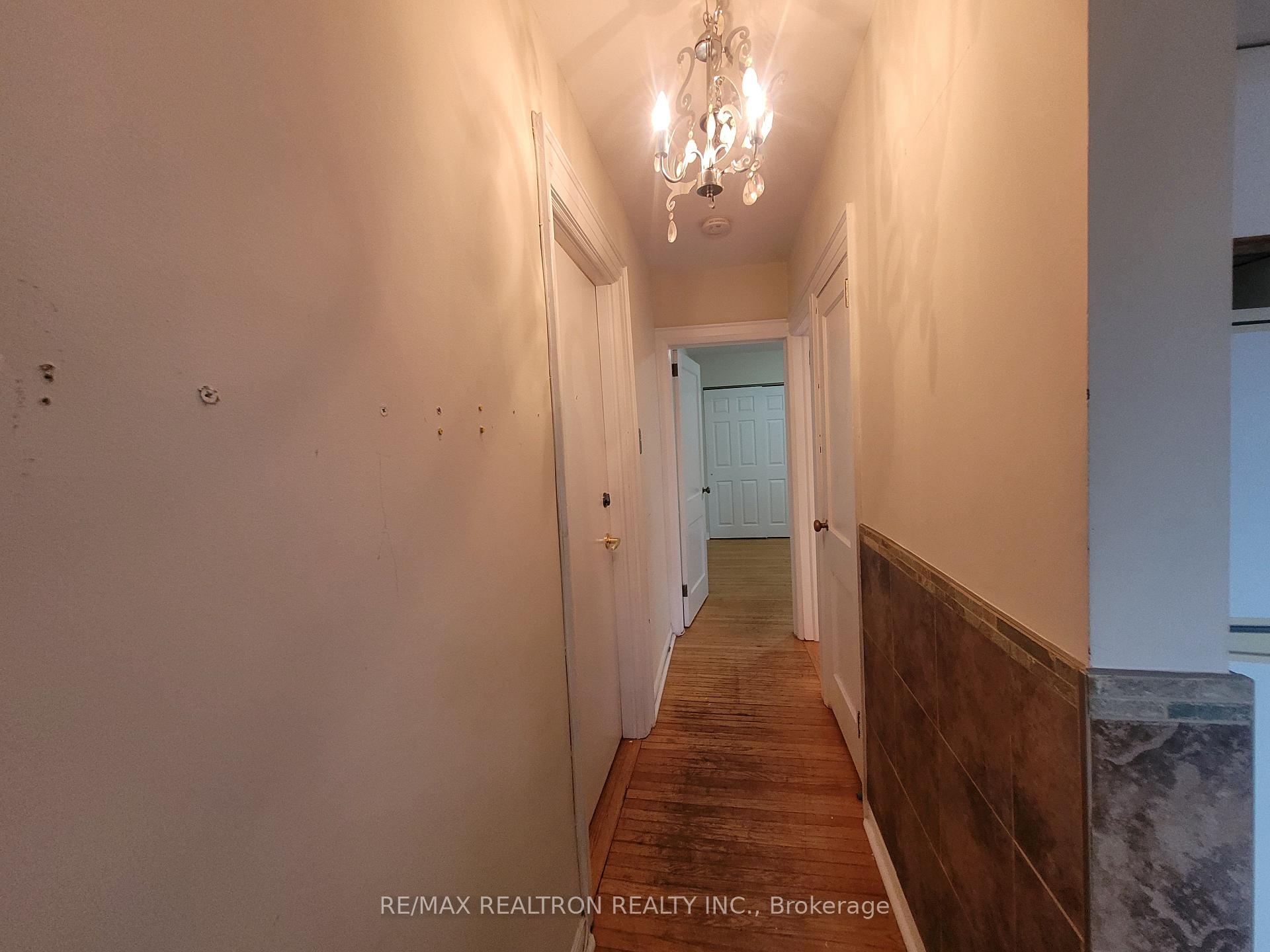 Photo 8 of Unit 9, 2477 Queen Street E, Toronto, The Beaches — HOMEH