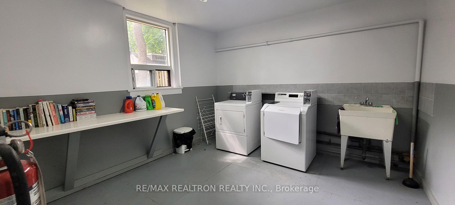Photo 10 of Unit 9, 2477 Queen Street E, Toronto, The Beaches — HOMEH