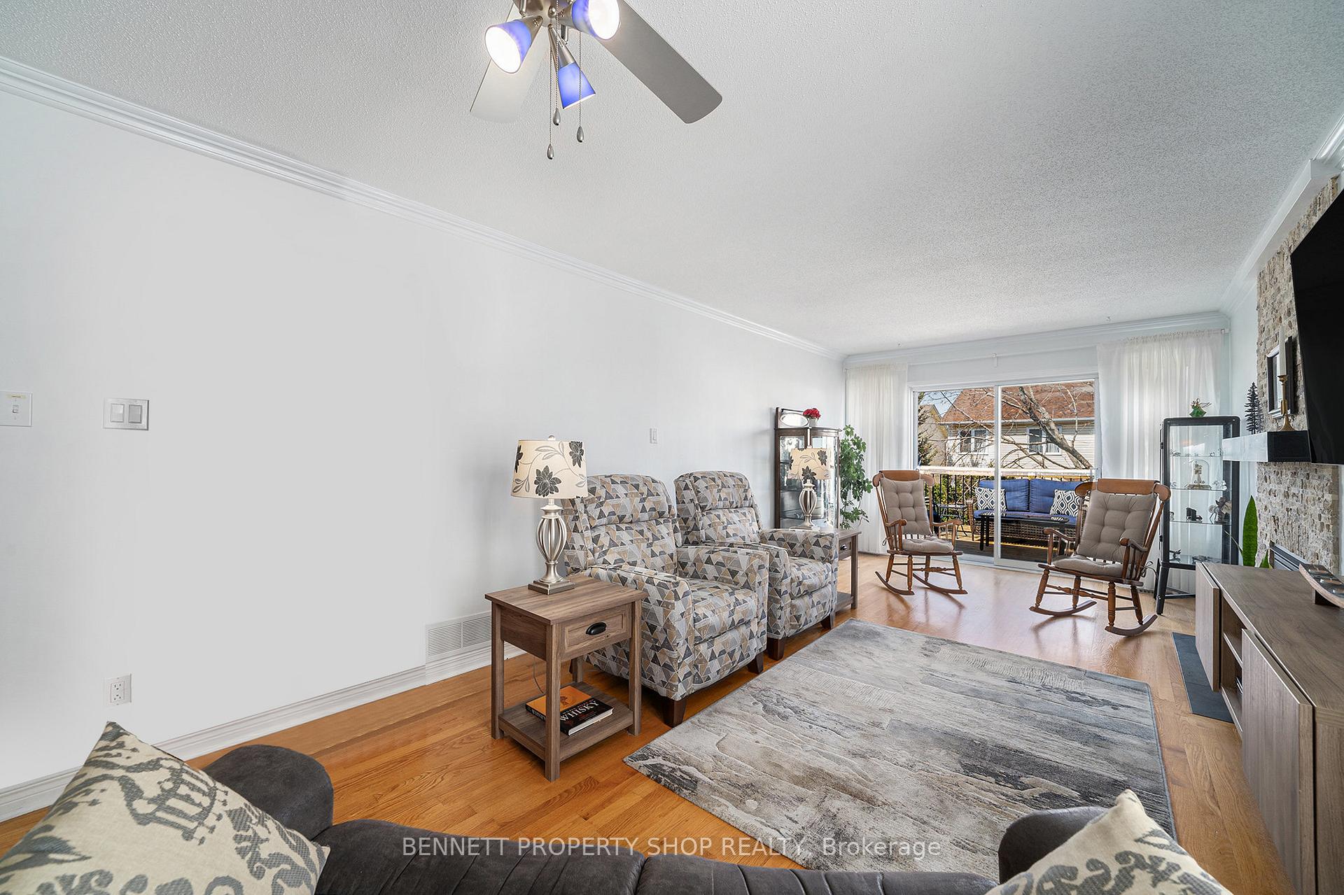 Photo 4 of 59 Queensbury Drive, Ottawa, Barrhaven - Longfields — HOMEH