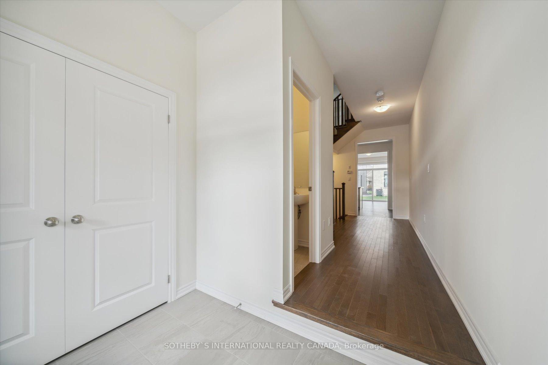 Photo 19 of 16 Fish Drive, Aurora, Bayview Northeast — HOMEH