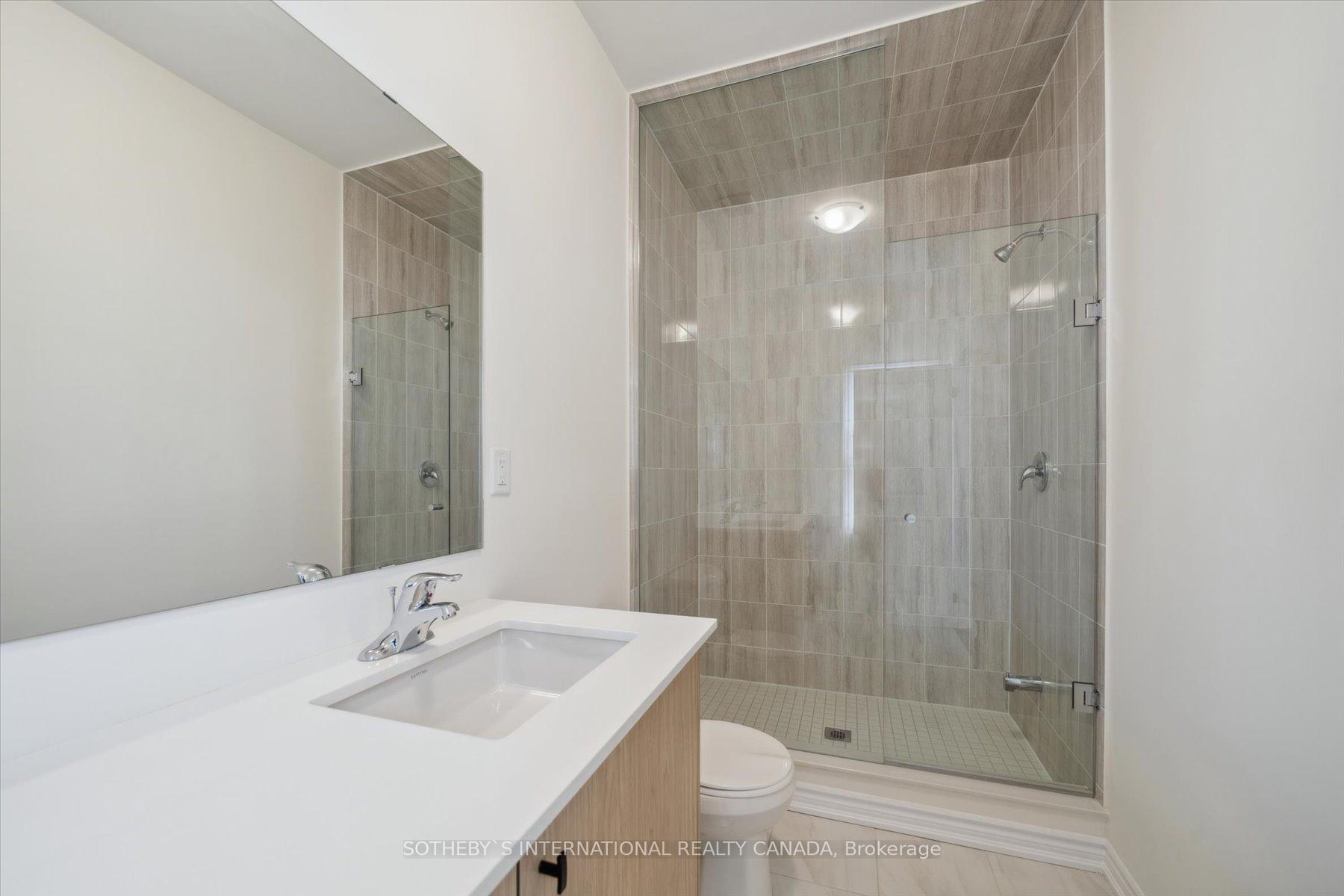 Photo 25 of 16 Fish Drive, Aurora, Bayview Northeast — HOMEH
