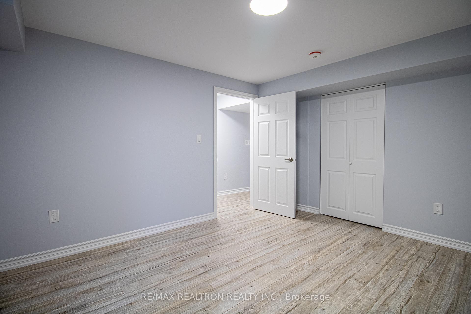 Photo 40 of 32 Crombie Street, Clarington, Bowmanville — HOMEH