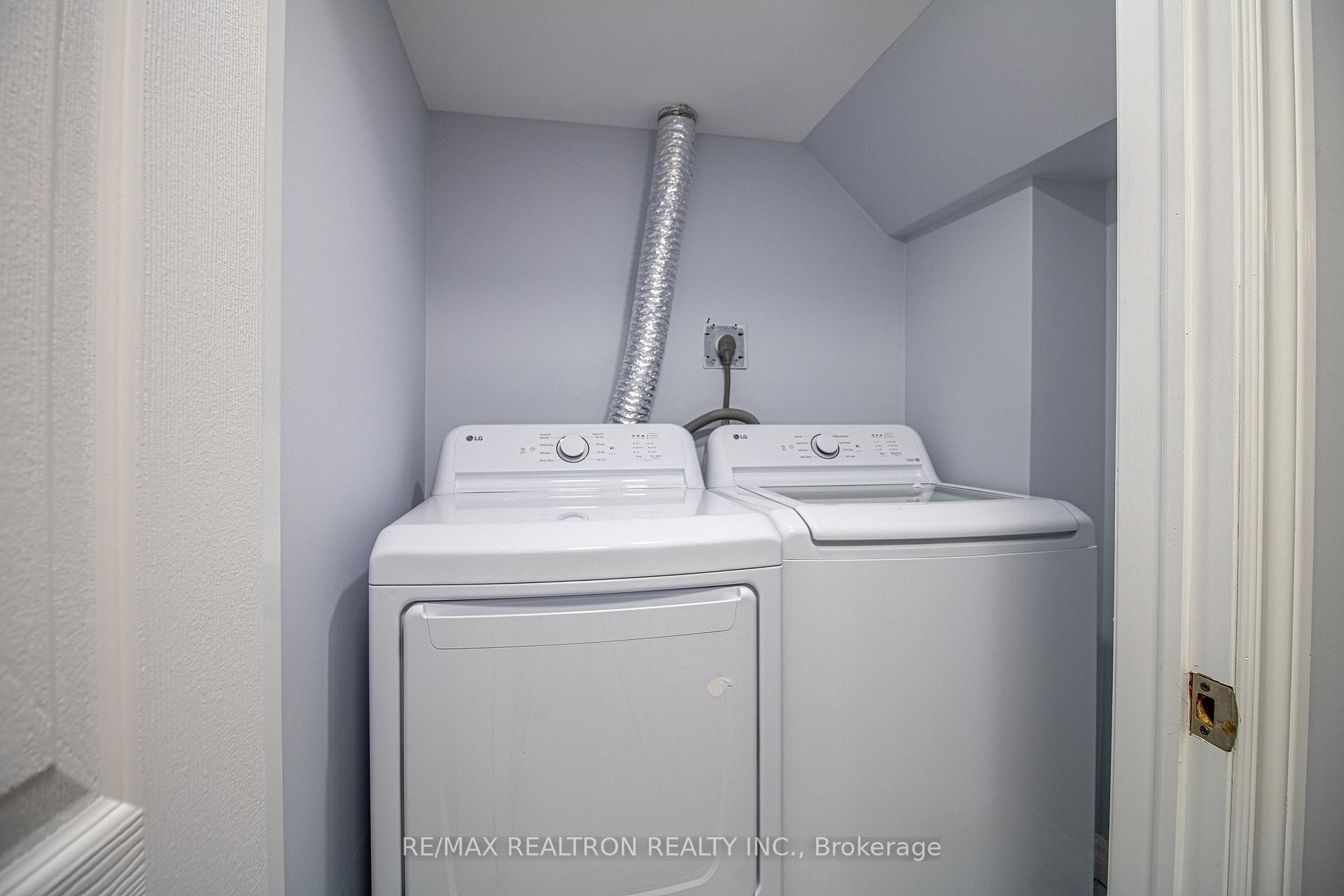 Photo 44 of 32 Crombie Street, Clarington, Bowmanville — HOMEH