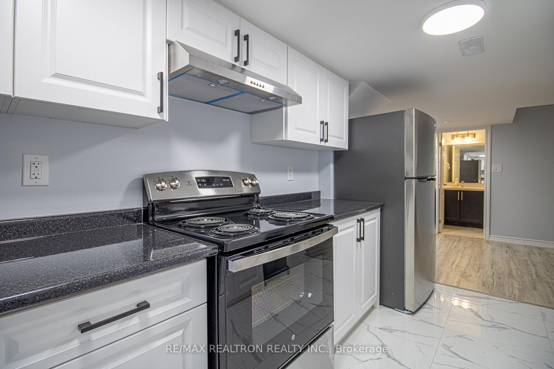 Photo 45 of 32 Crombie Street, Clarington, Bowmanville — HOMEH