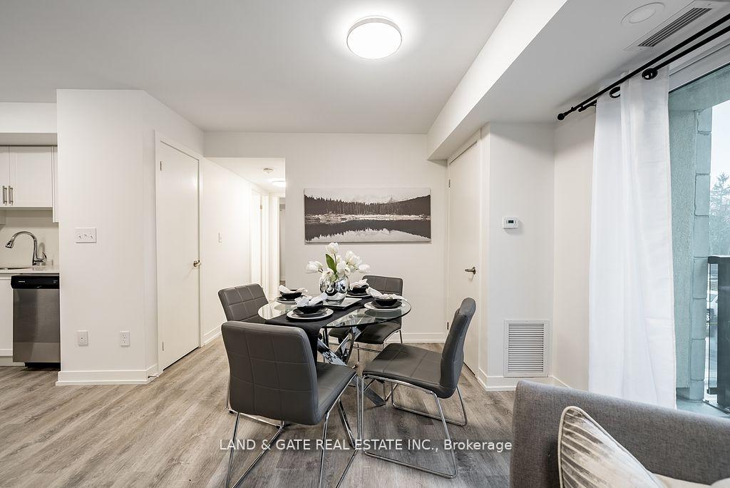 Photo 4 of Unit 302, 976 Simcoe Street N, Oshawa, Centennial — HOMEH