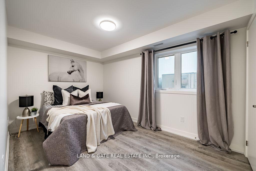 Photo 7 of Unit 302, 976 Simcoe Street N, Oshawa, Centennial — HOMEH