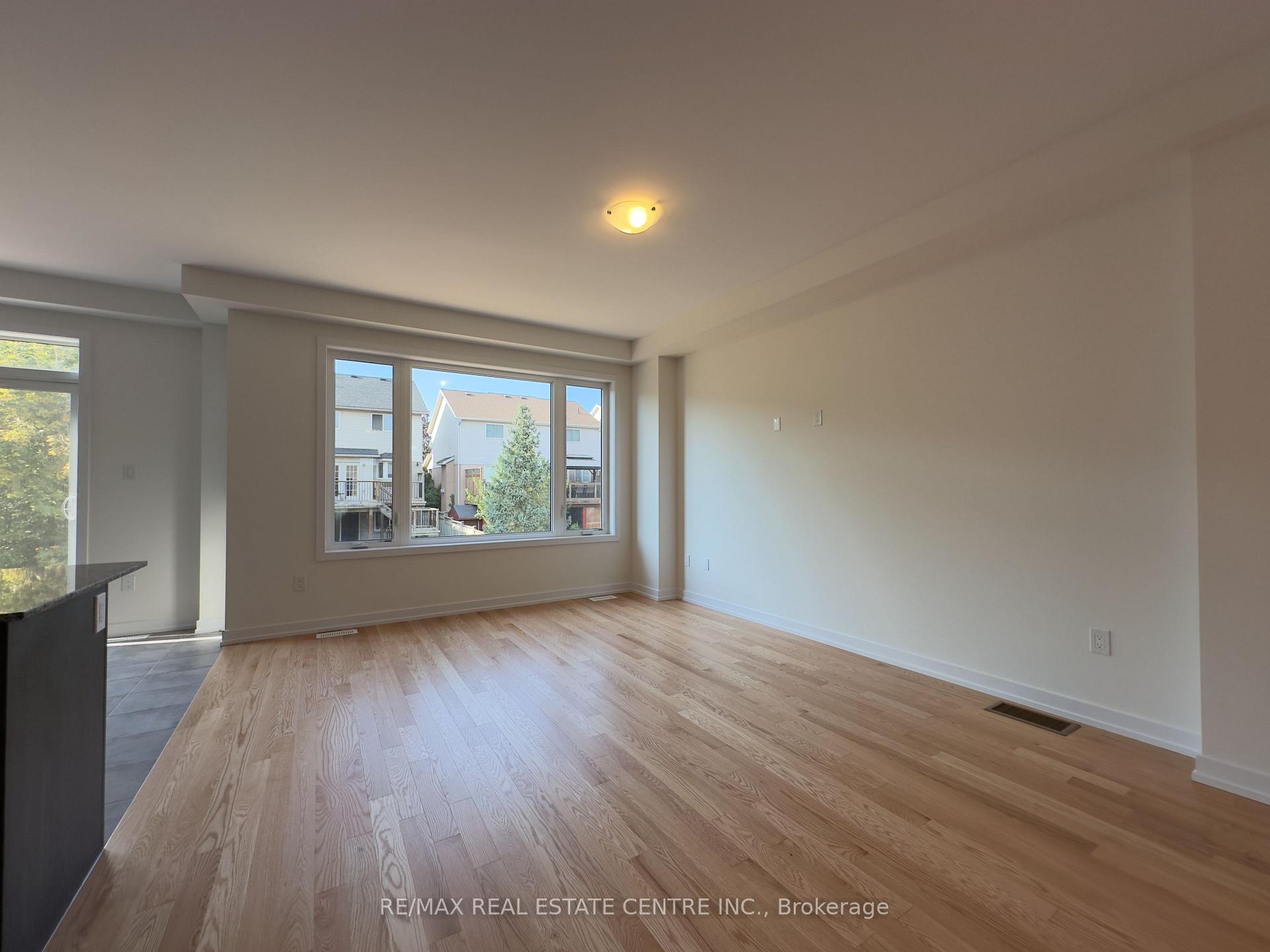 Photo 11 of 60 Moss Drive, Cambridge — HOMEH