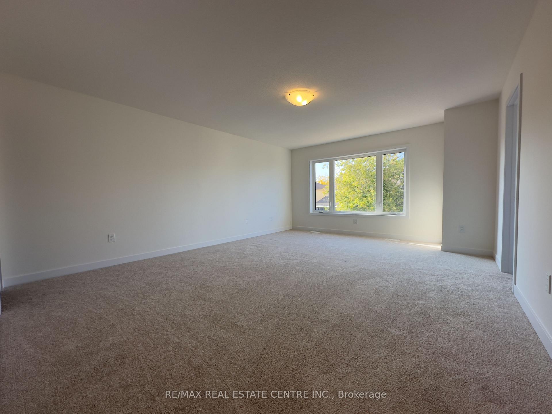Photo 15 of 60 Moss Drive, Cambridge — HOMEH
