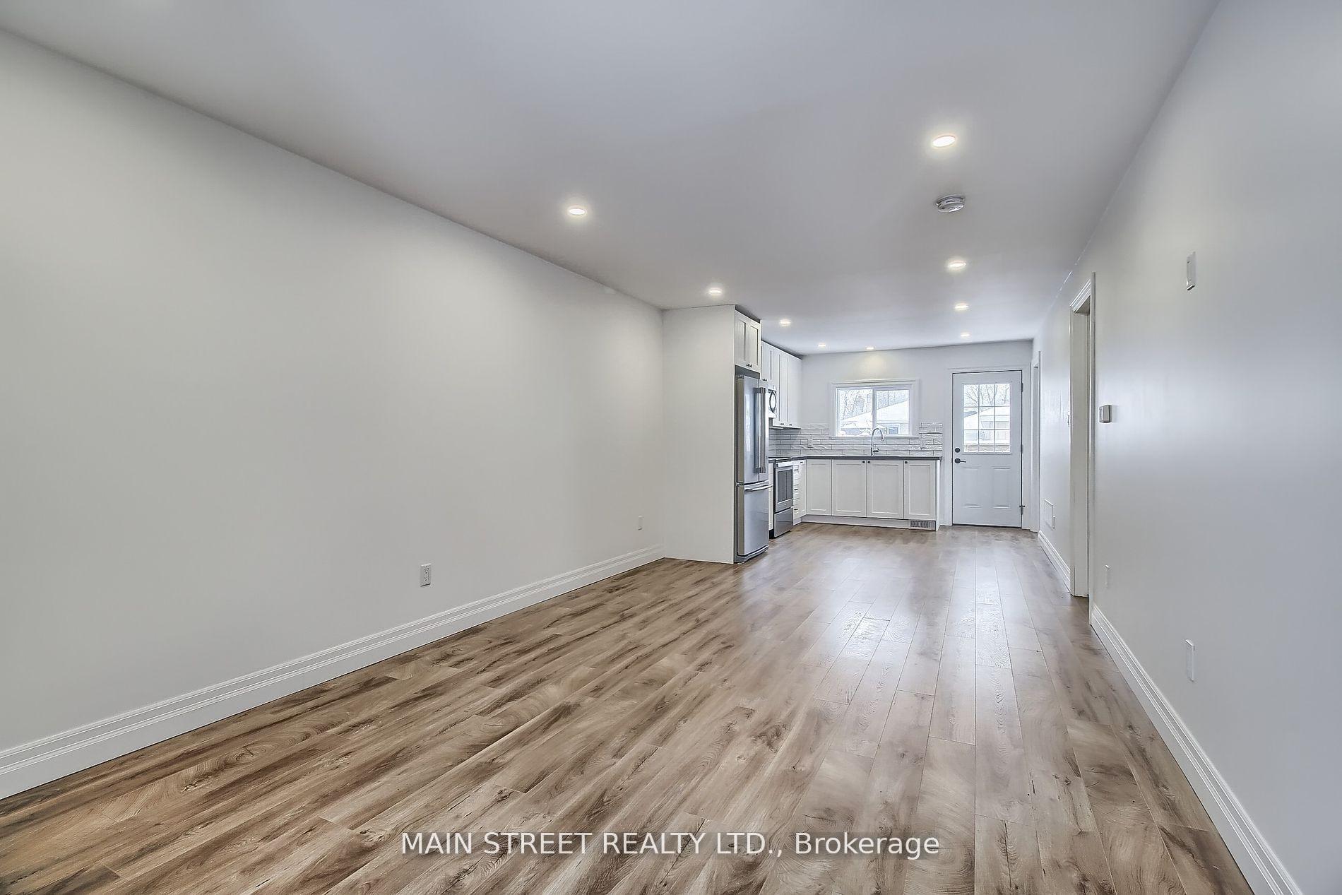 Photo 18 of Unit A, 27 Jacksons Point Avenue, Georgina, Sutton & Jackson's Point — HOMEH