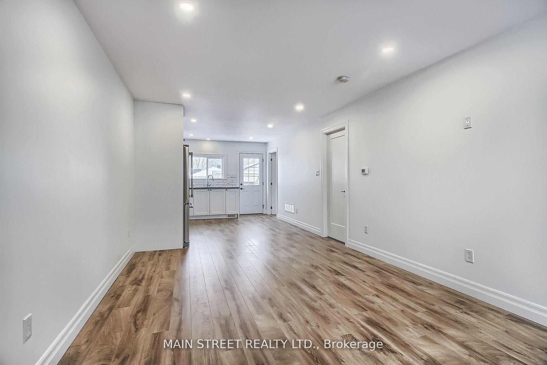 Photo 19 of Unit A, 27 Jacksons Point Avenue, Georgina, Sutton & Jackson's Point — HOMEH