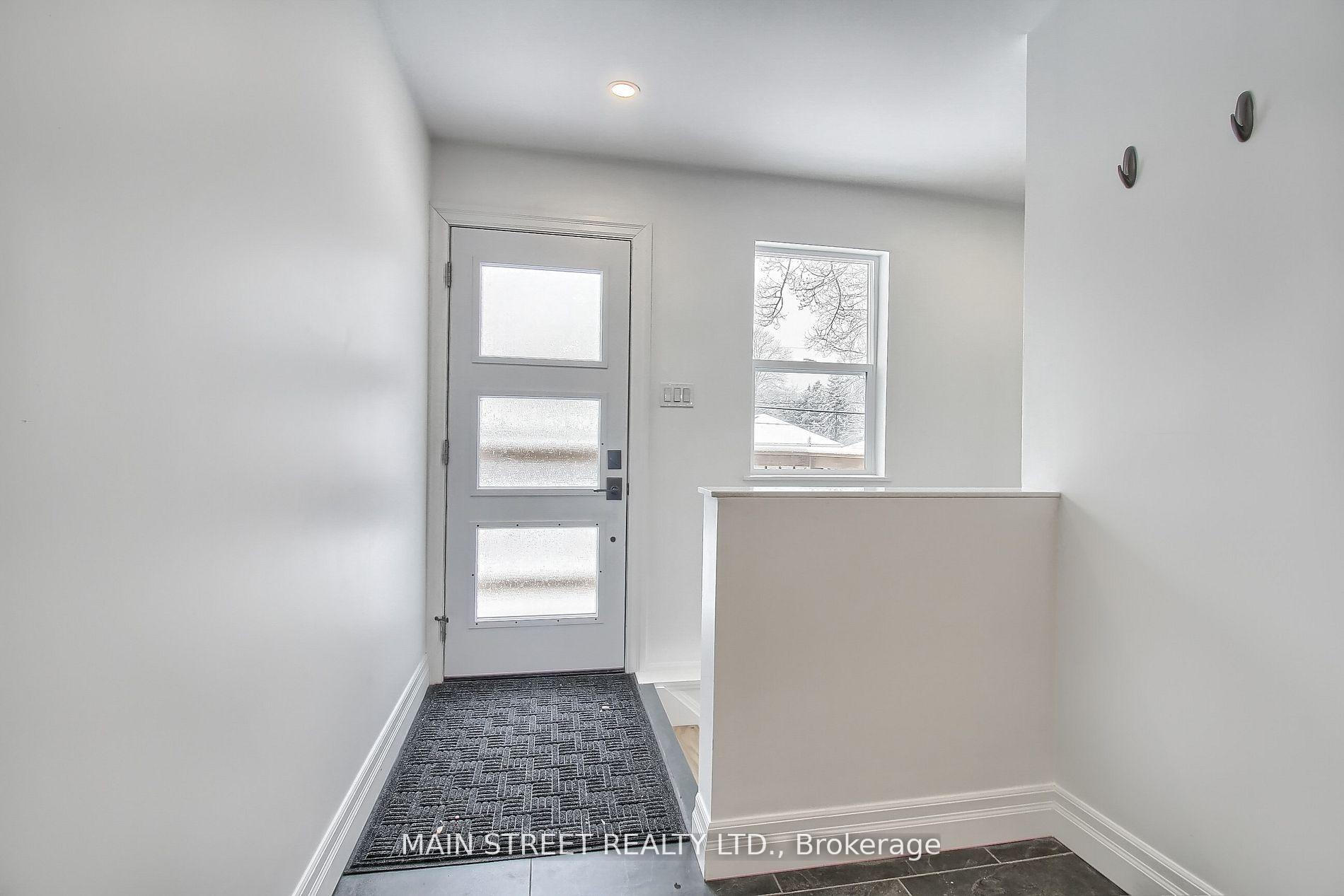 Photo 27 of Unit A, 27 Jacksons Point Avenue, Georgina, Sutton & Jackson's Point — HOMEH