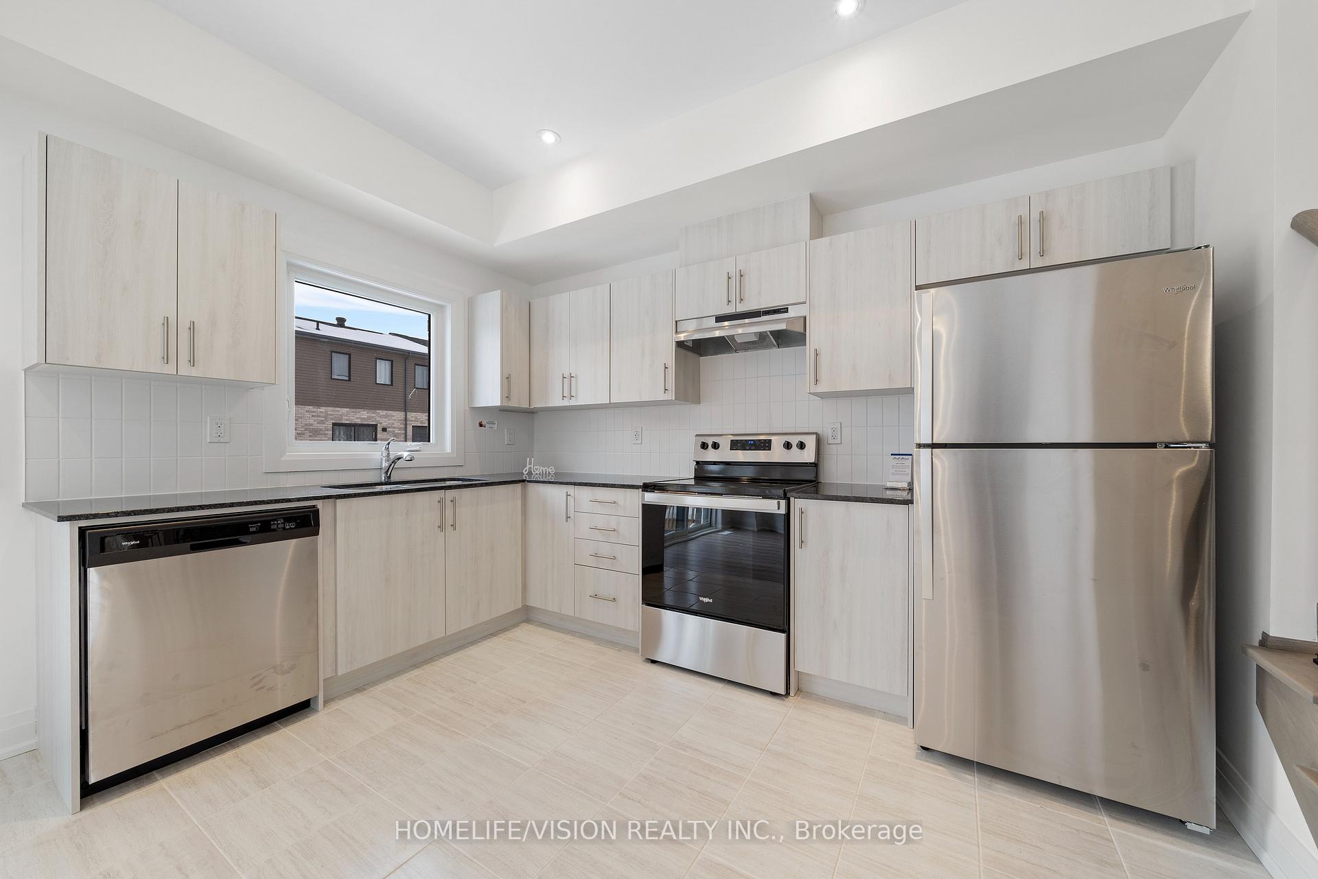 Photo 8 of 151 Gateland Drive, Barrie, Painswick South — HOMEH
