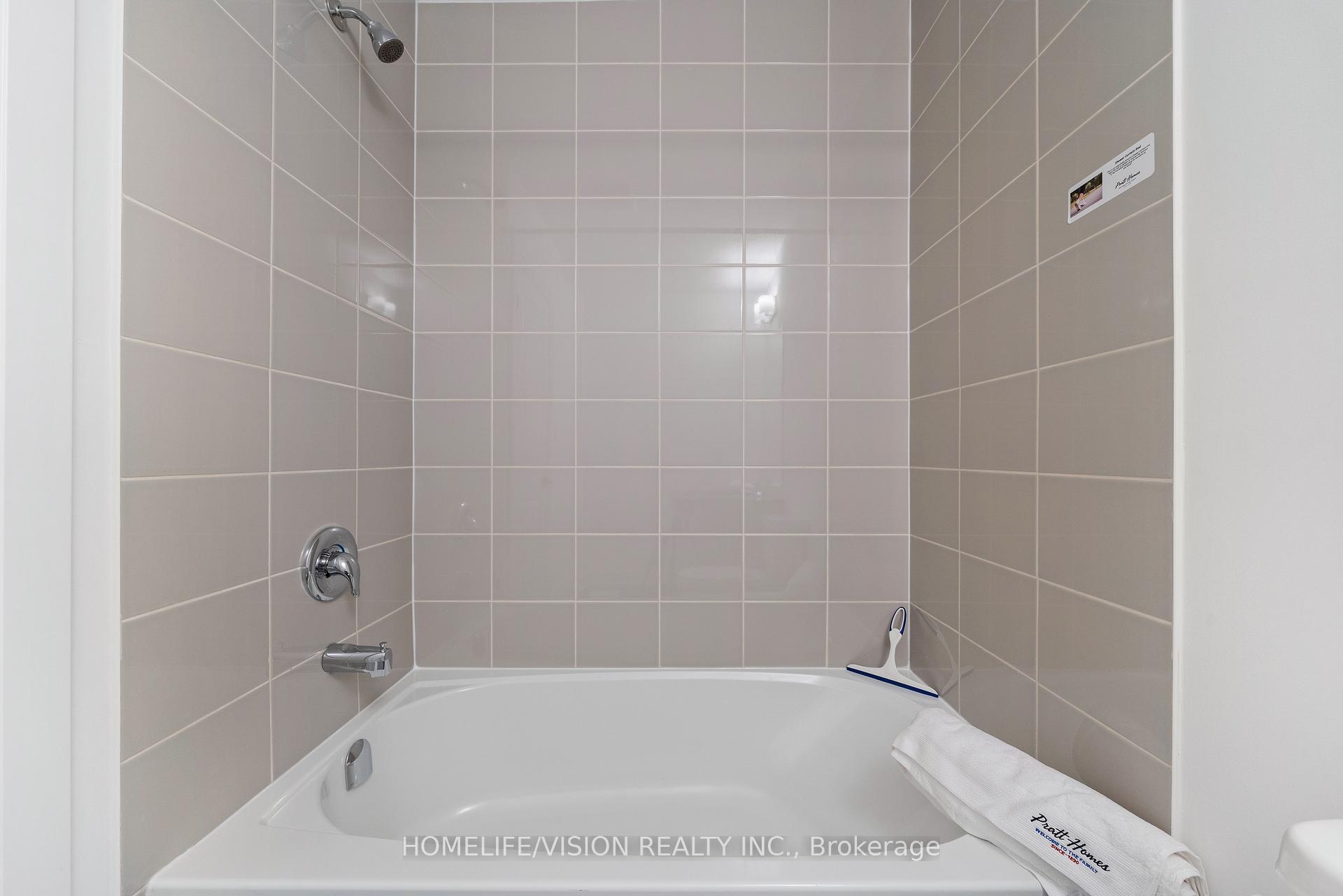 Photo 26 of 151 Gateland Drive, Barrie, Painswick South — HOMEH
