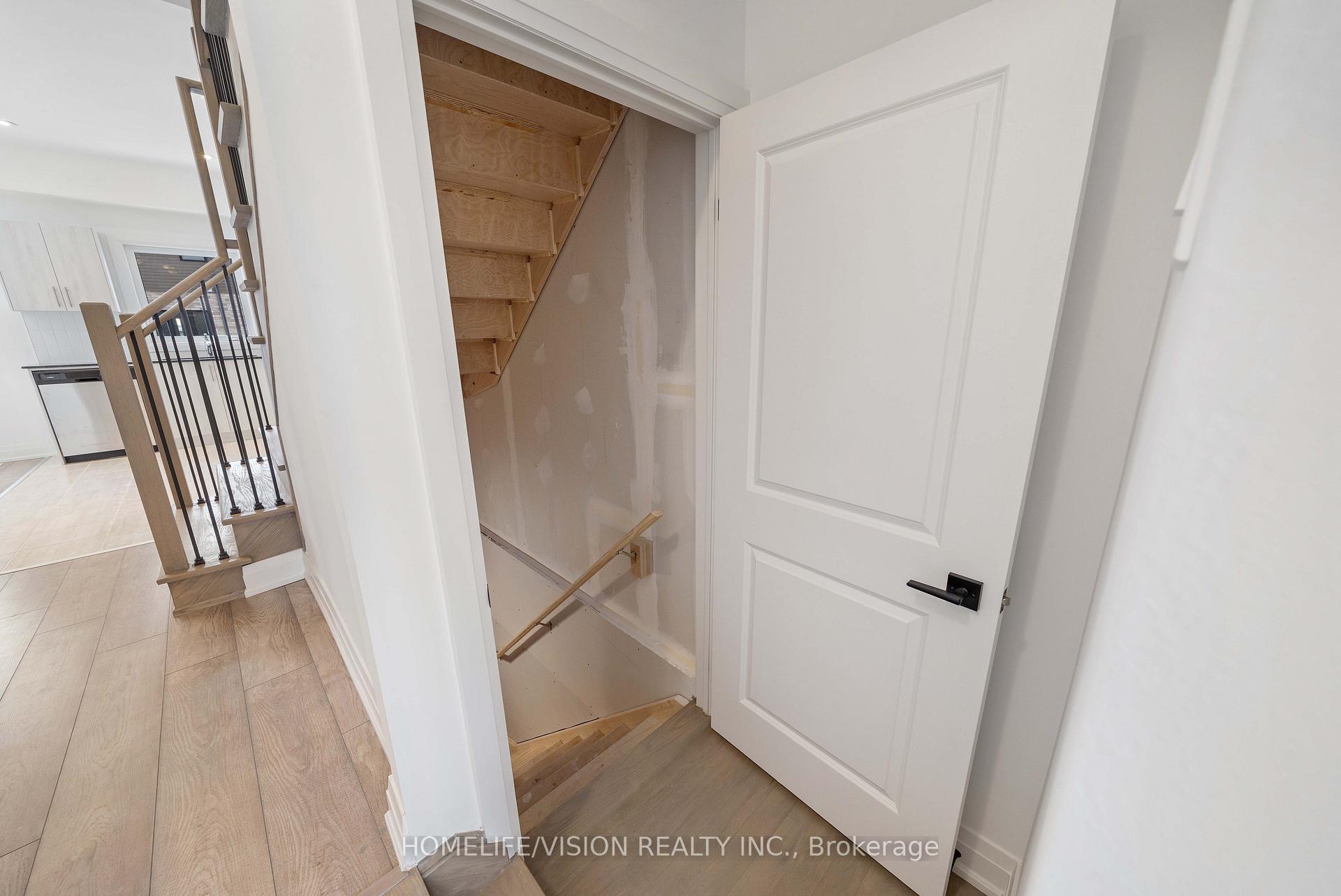 Photo 27 of 151 Gateland Drive, Barrie, Painswick South — HOMEH
