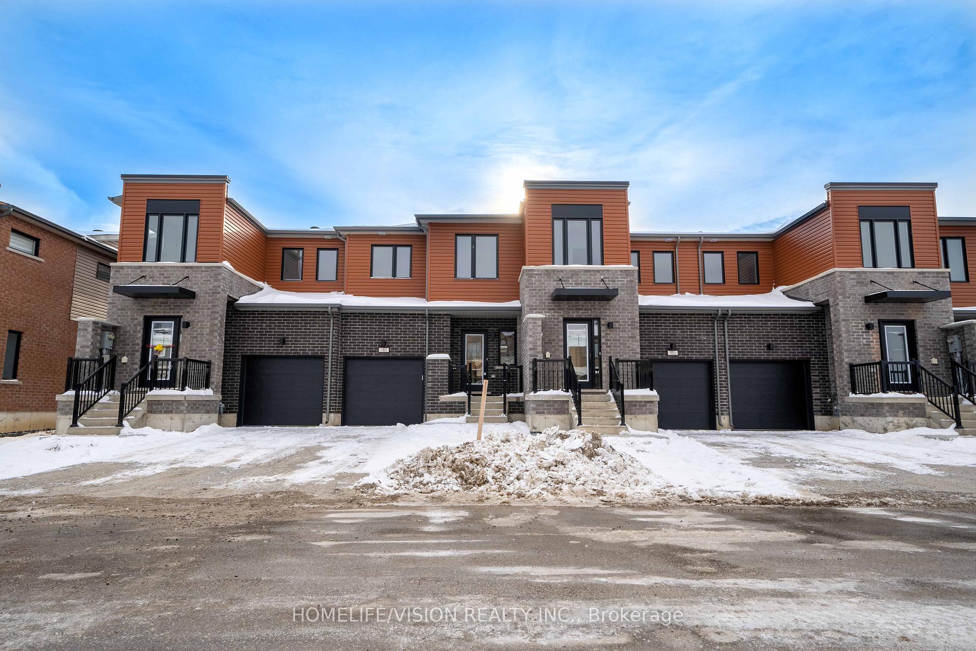 Photo 32 of 151 Gateland Drive, Barrie, Painswick South — HOMEH