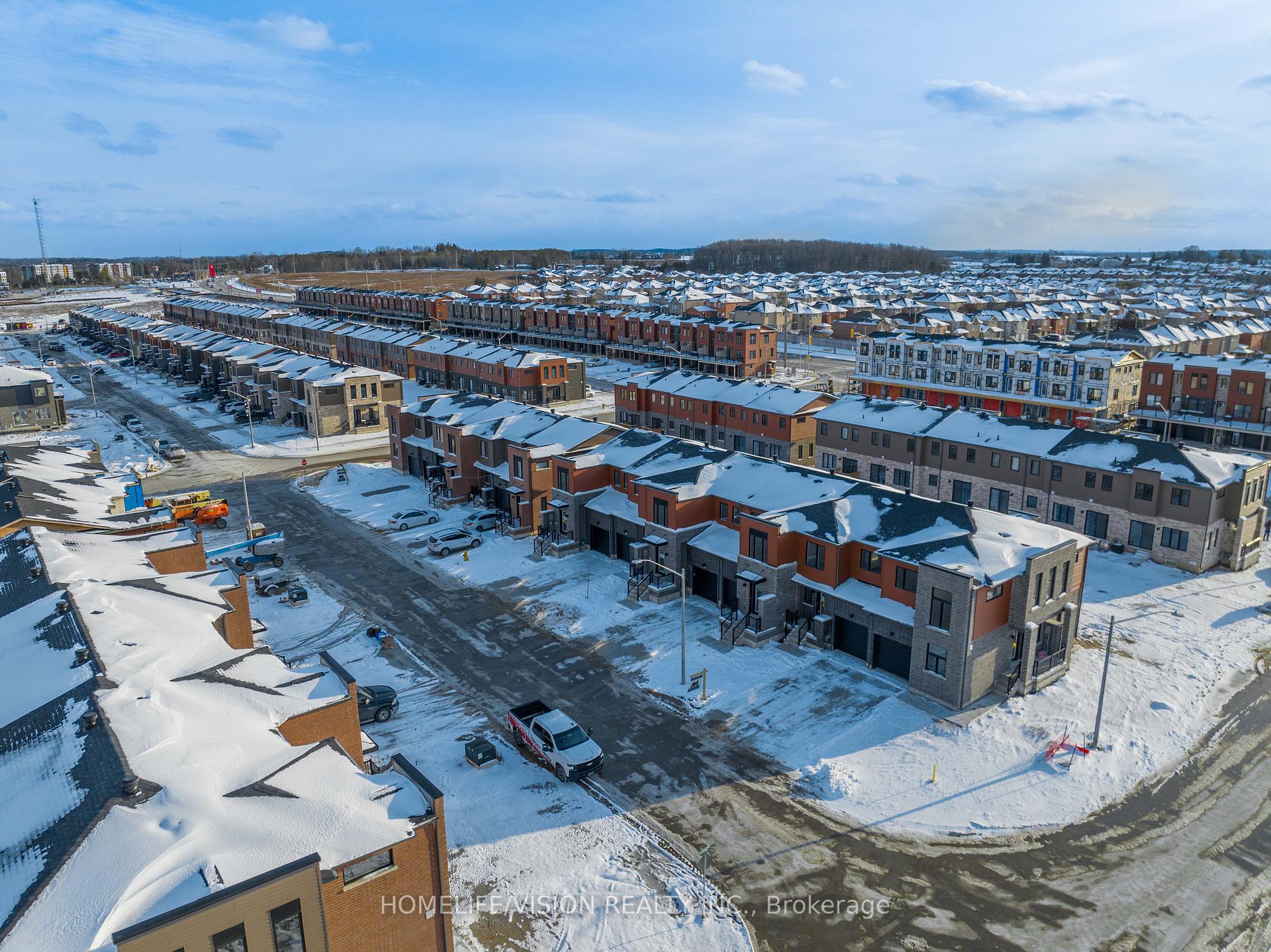 Photo 46 of 151 Gateland Drive, Barrie, Painswick South — HOMEH