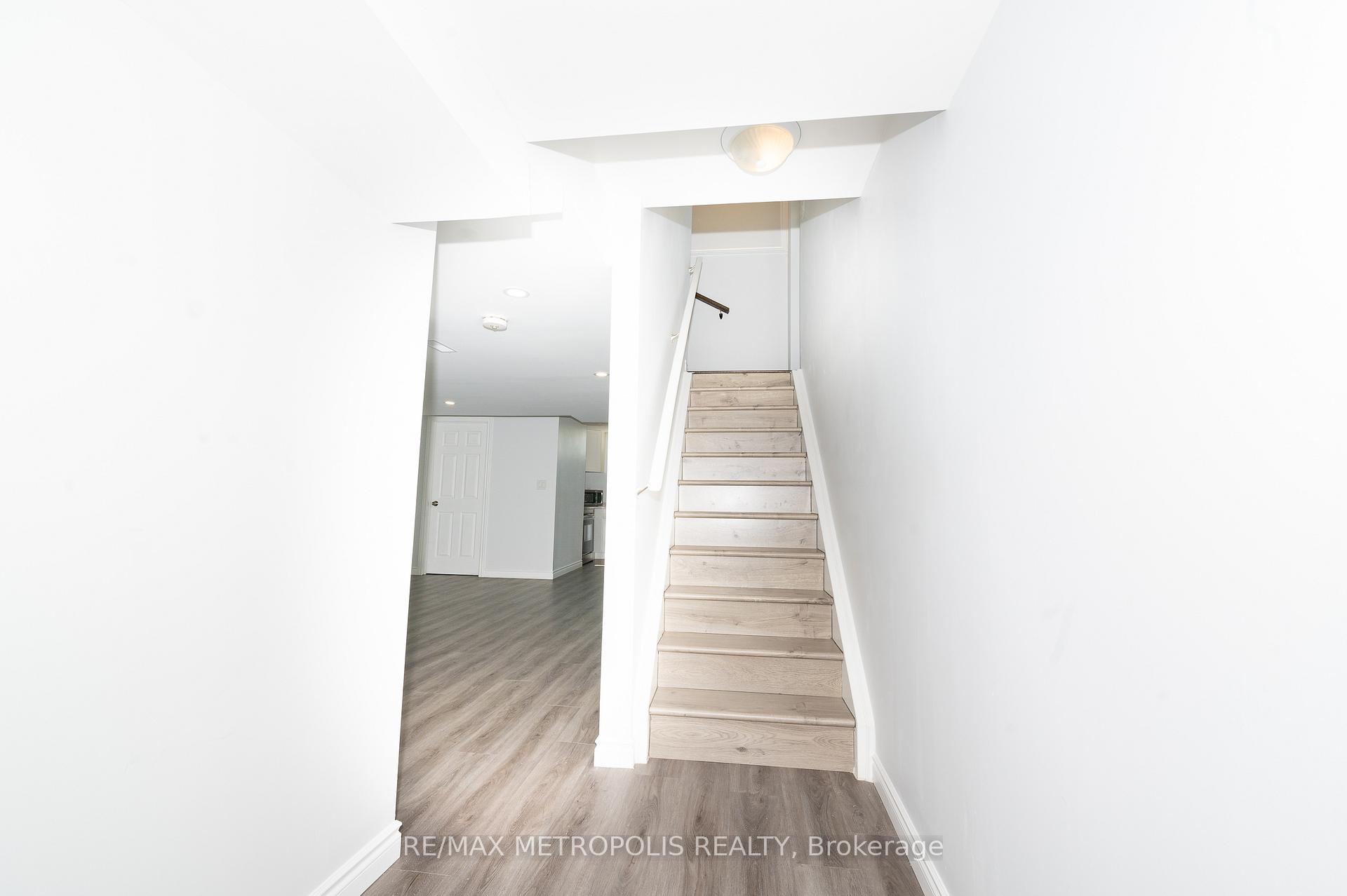Photo 3 of Unit BSMT, 90 Arnold Crescent, New Tecumseth, Rural New Tecumseth — HOMEH