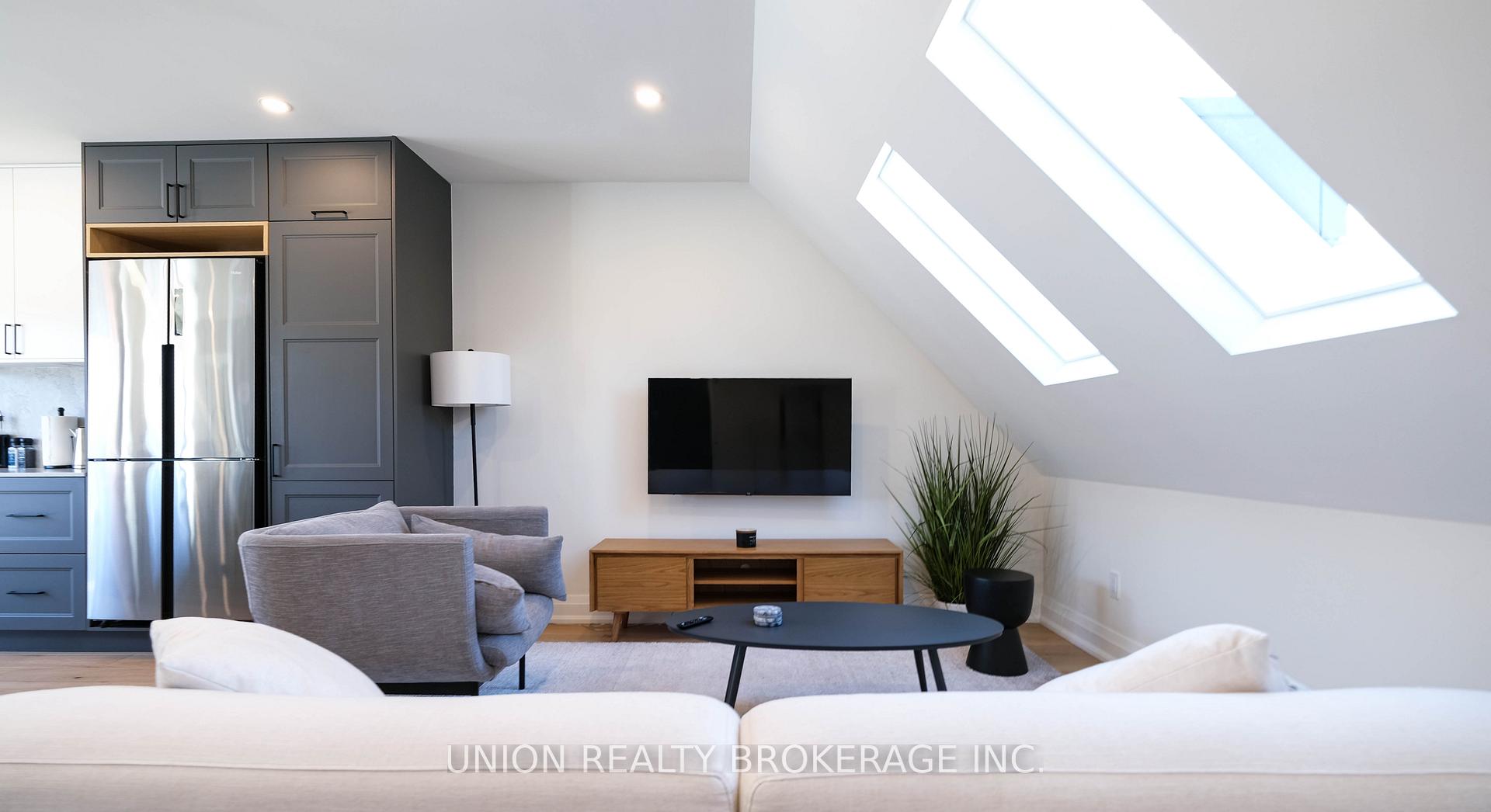 Photo 4 of Unit R, 2137 Gerrard Street, Toronto, East End-Danforth — HOMEH