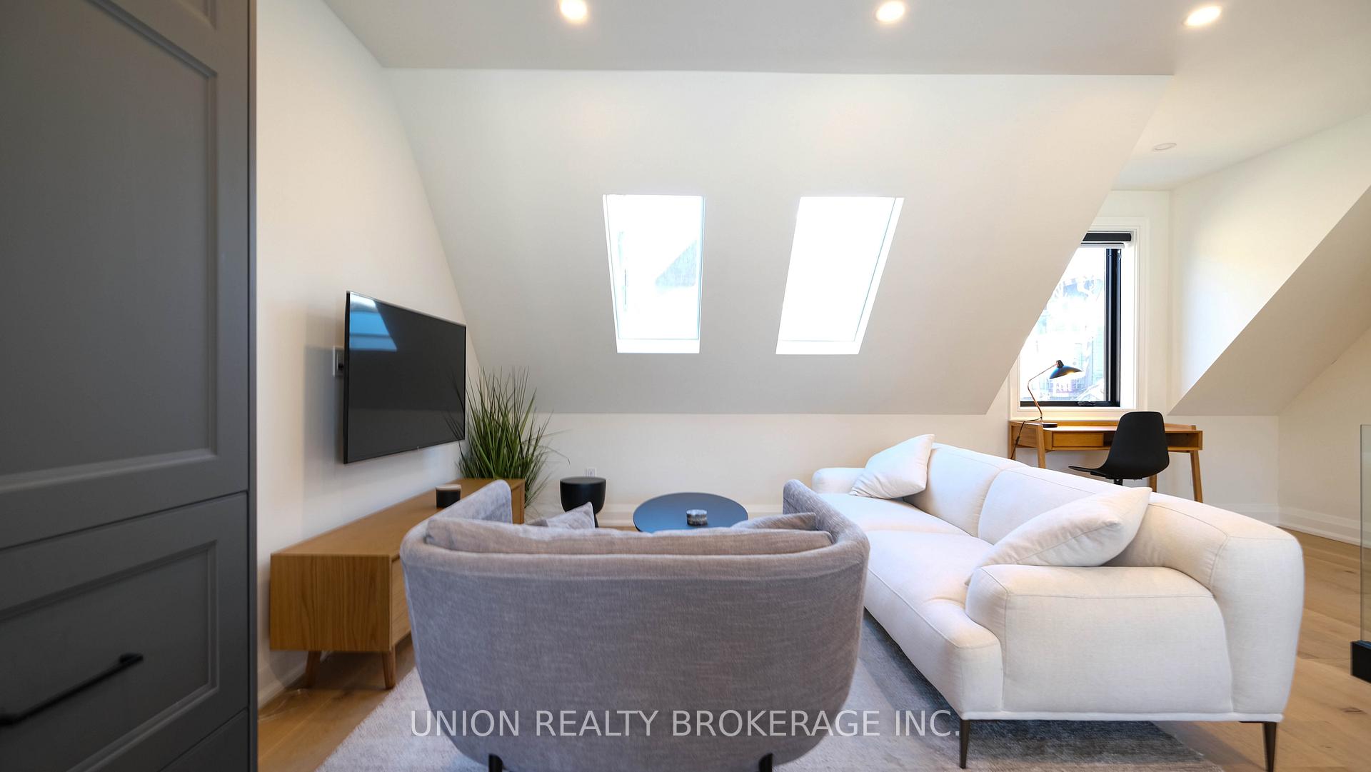 Photo 14 of Unit R, 2137 Gerrard Street, Toronto, East End-Danforth — HOMEH