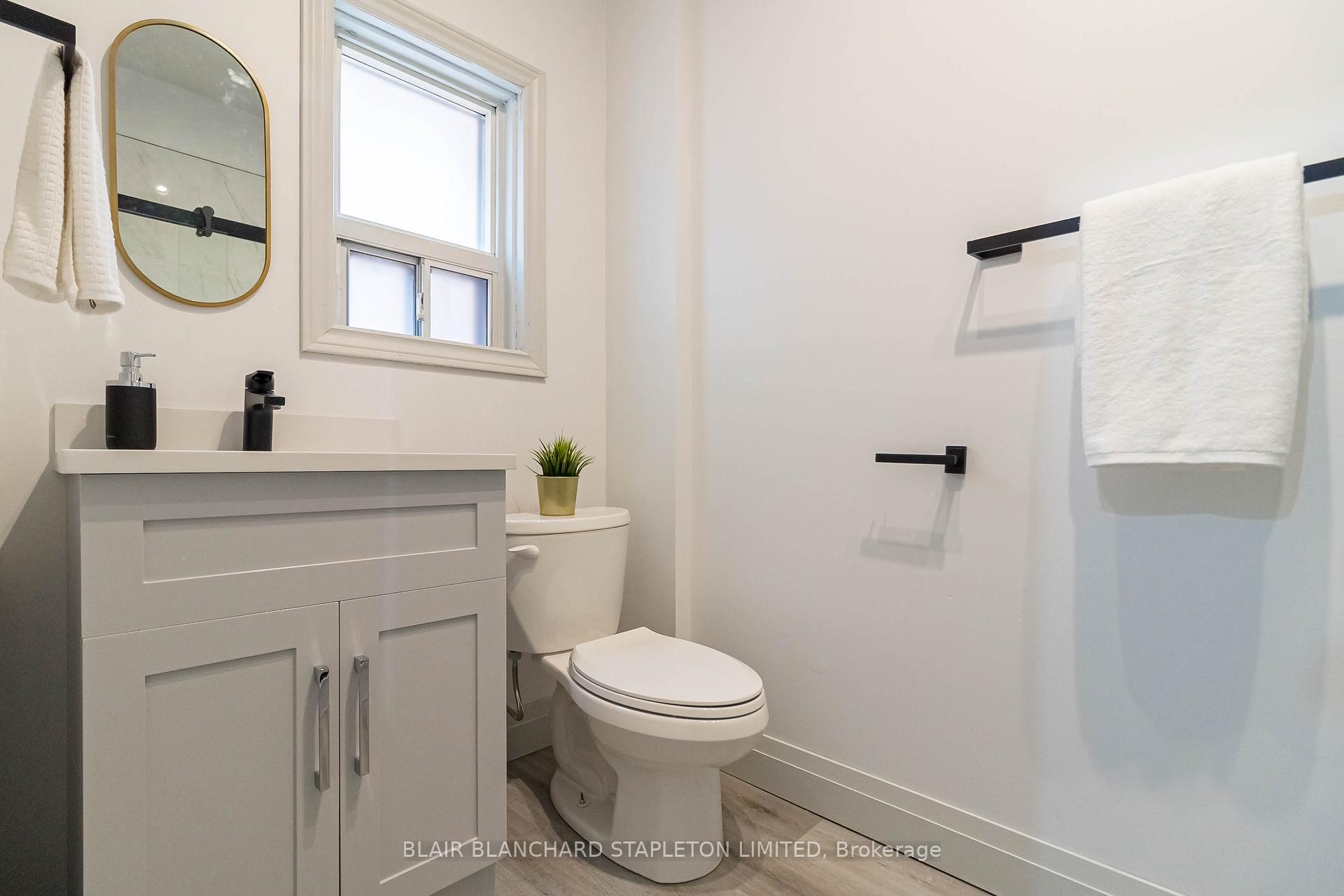 Photo 7 of Unit A, 219 James Street, Hamilton, Central — HOMEH