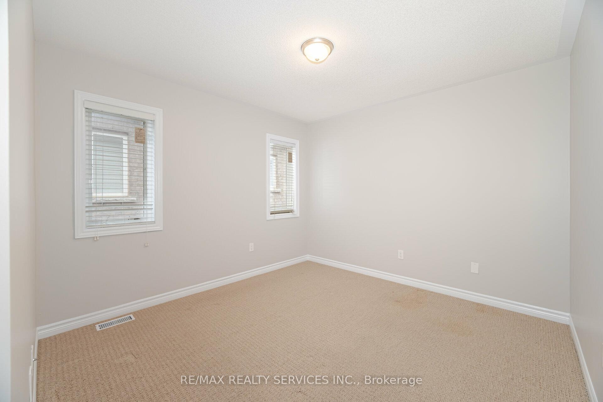 Photo 28 of 296 Remembrance Road, Brampton, Northwest Brampton — HOMEH