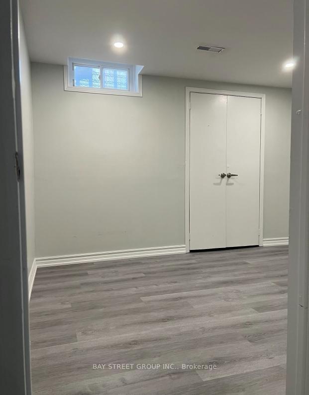 Photo 3 of 116 Burwell Crescent, Markham, Raymerville — HOMEH