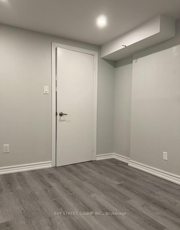 Photo 9 of 116 Burwell Crescent, Markham, Raymerville — HOMEH