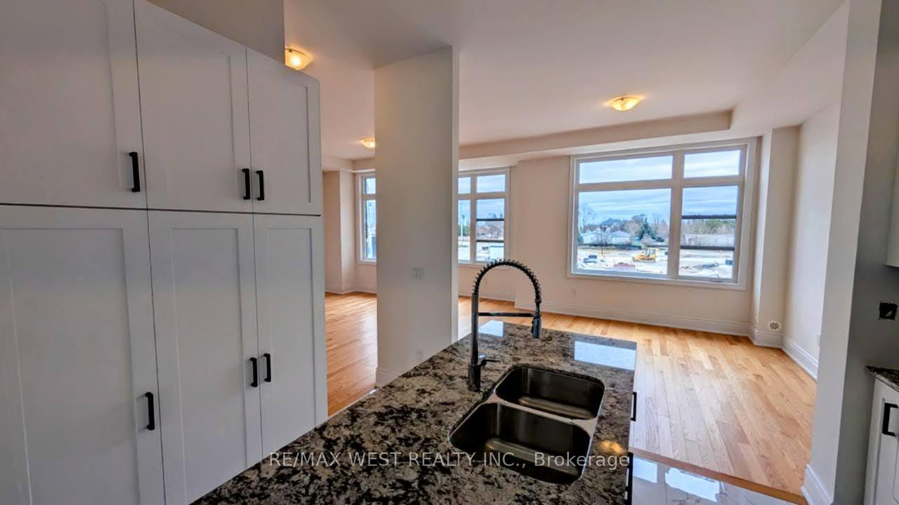Photo 3 of 12 Wascana Road, Vaughan, Kleinburg — HOMEH