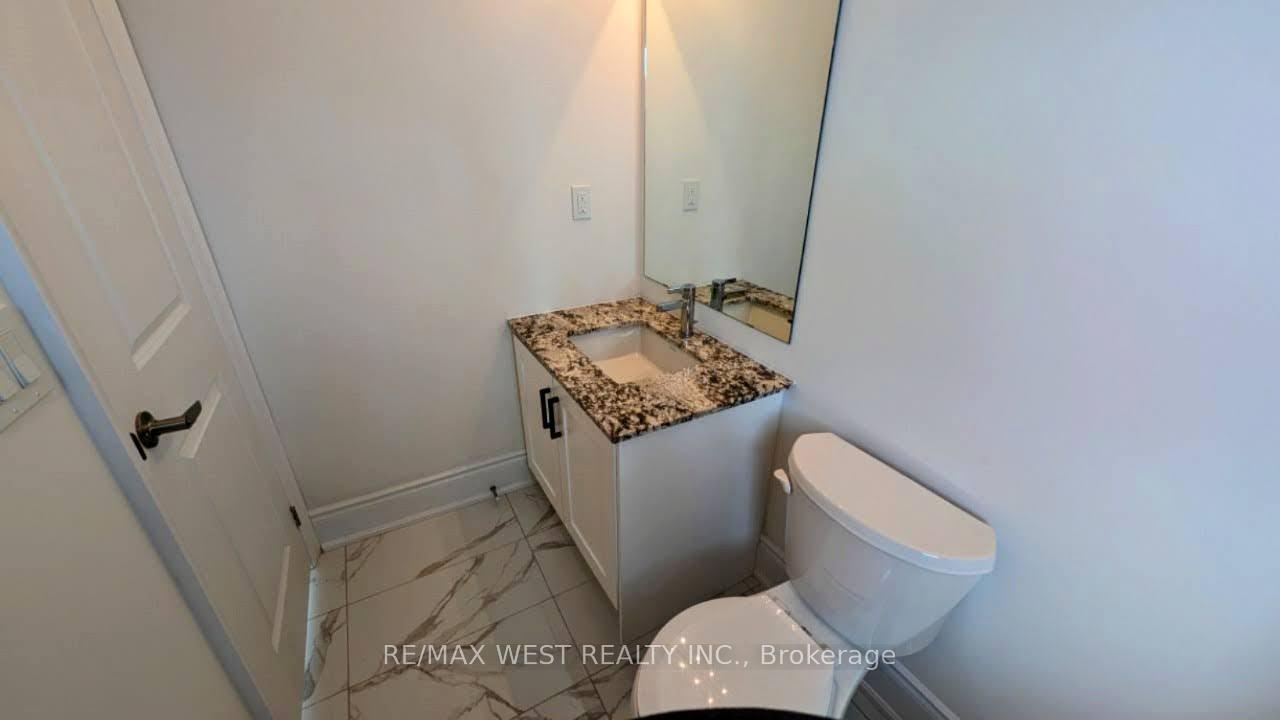 Photo 18 of 12 Wascana Road, Vaughan, Kleinburg — HOMEH