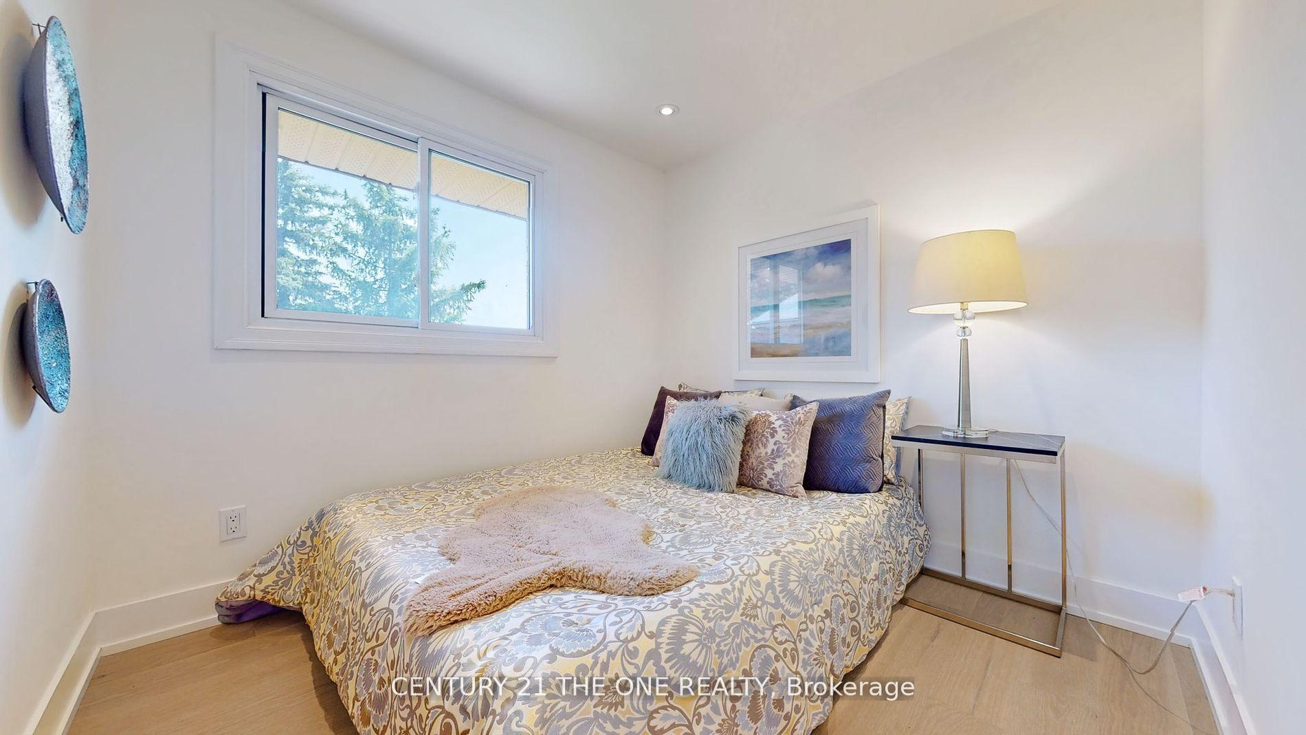 Photo 10 of Unit Main Fl, 647 Capilano Crescent, Oshawa, Donevan — HOMEH