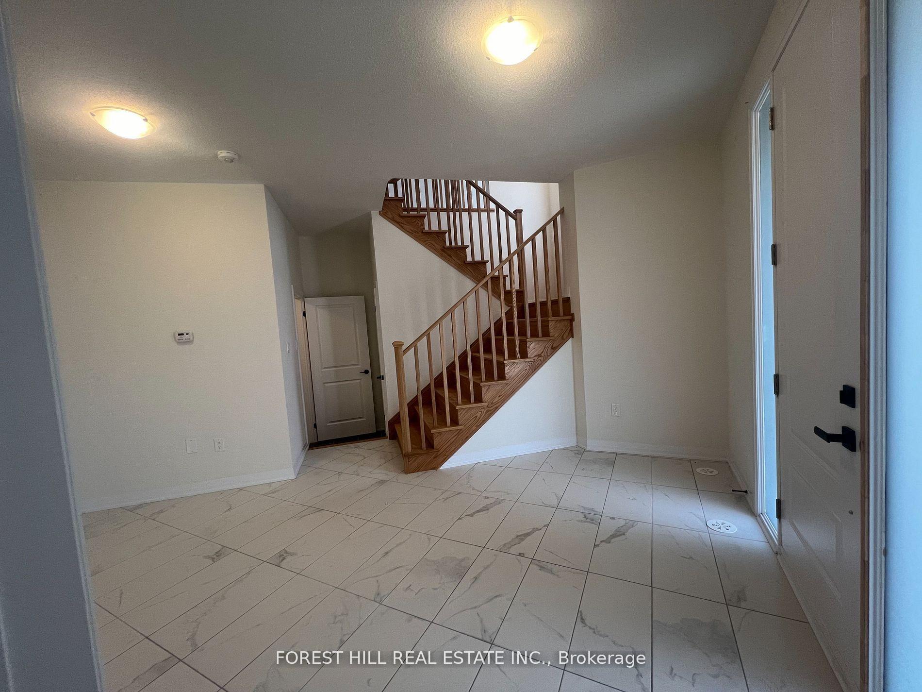 Photo 15 of 146 De La Roche Drive, Vaughan, Vellore Village — HOMEH