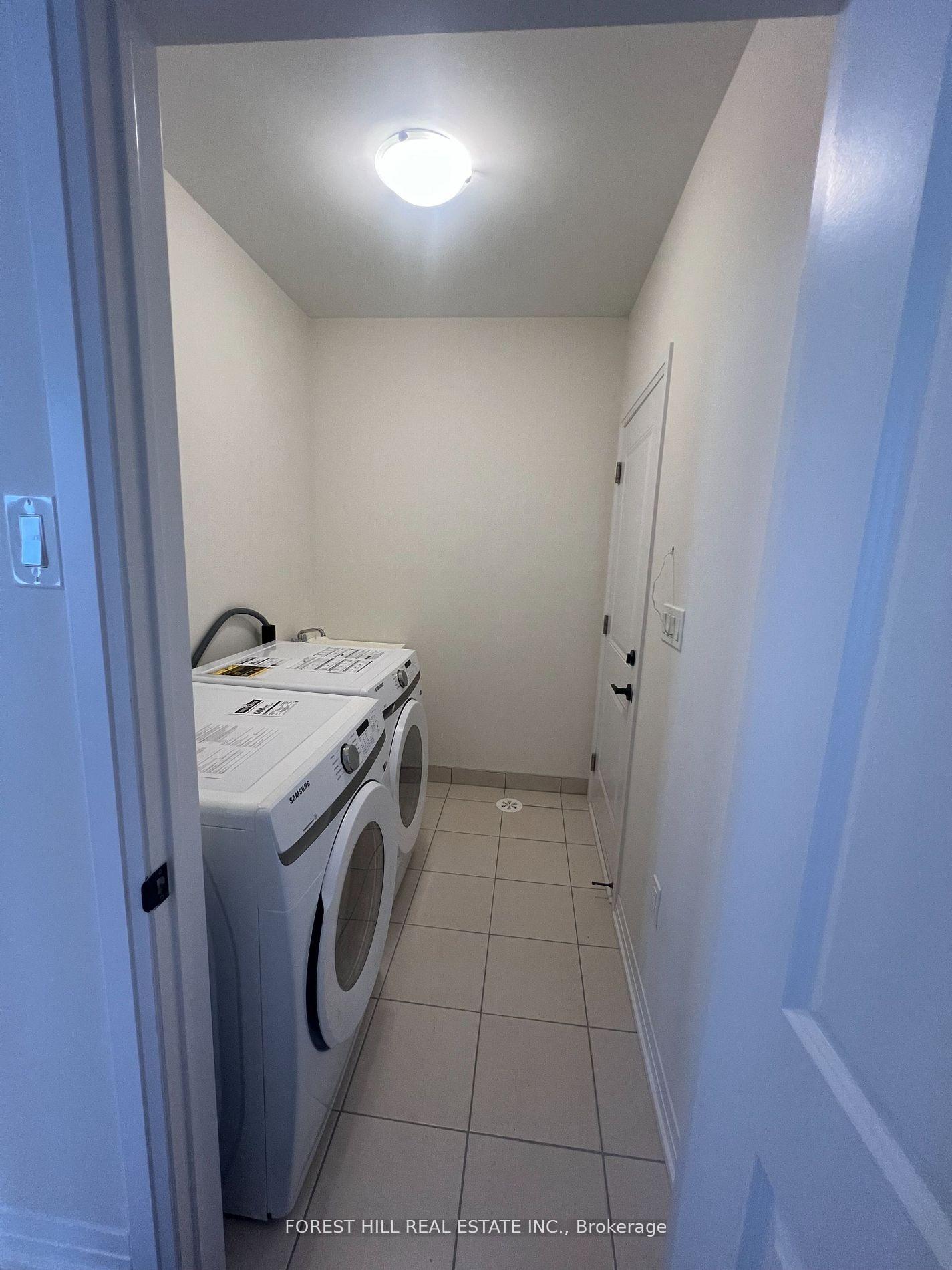 Photo 4 of 146 De La Roche Drive, Vaughan, Vellore Village — HOMEH