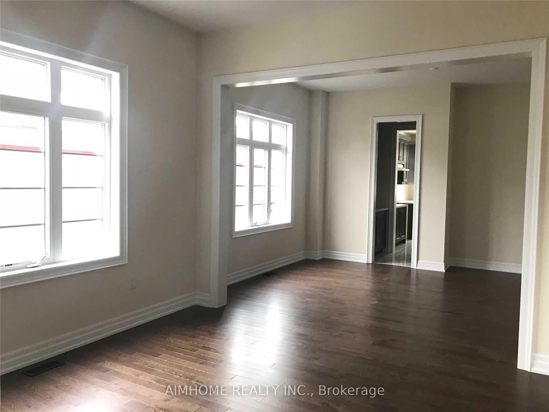 Photo 13 of 29 Hamster Crescent, Aurora, Bayview Northeast — HOMEH