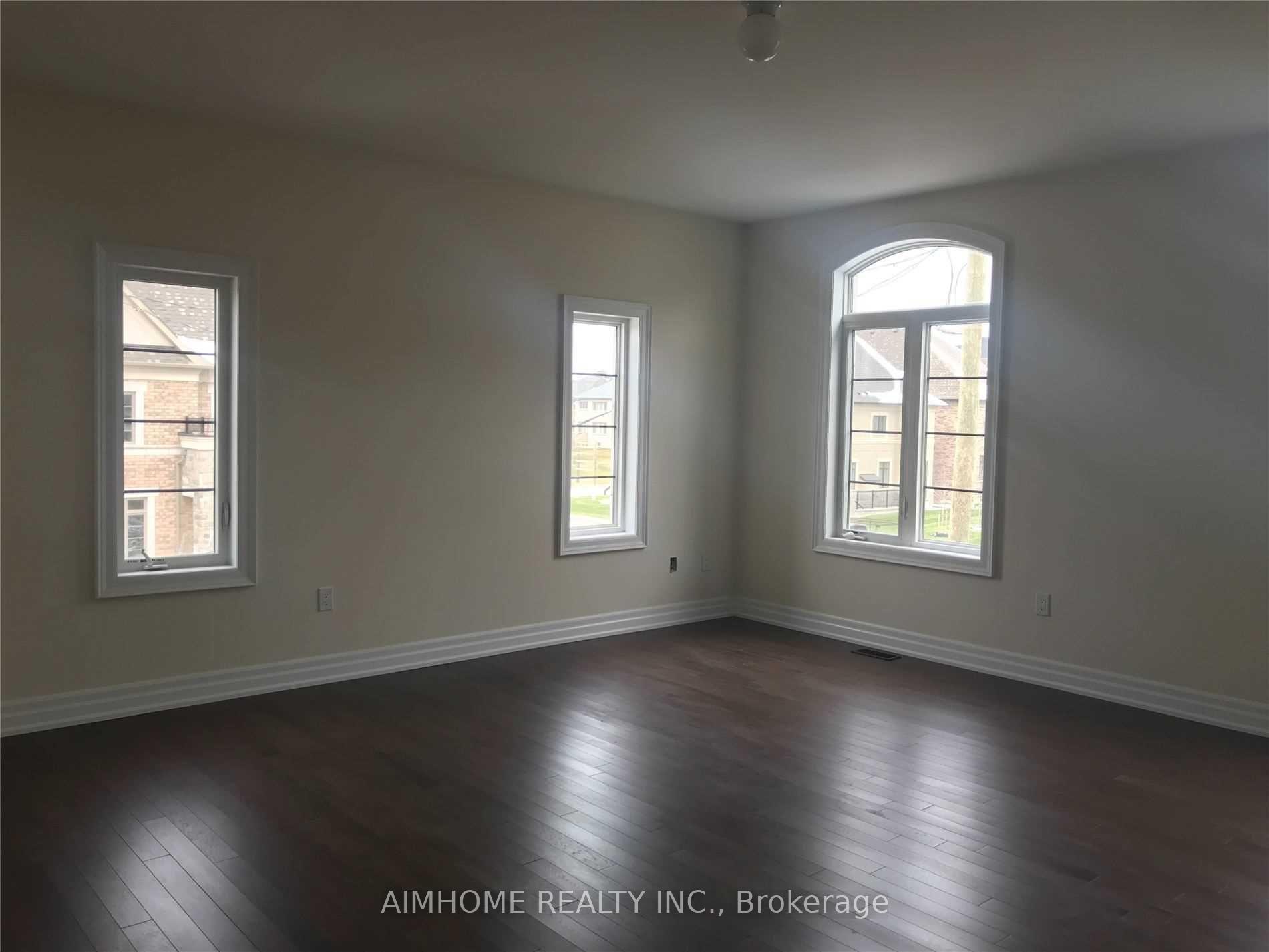 Photo 14 of 29 Hamster Crescent, Aurora, Bayview Northeast — HOMEH