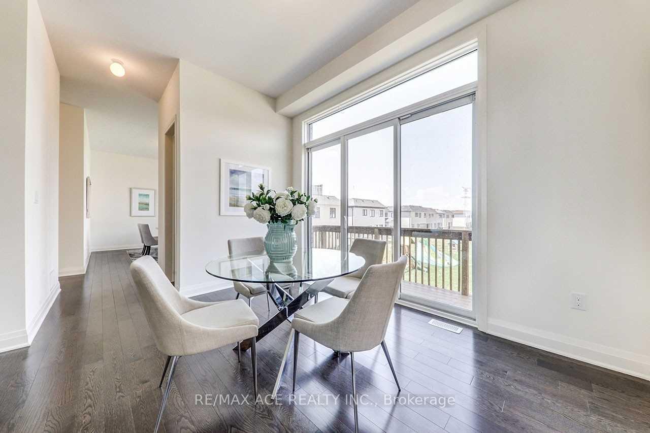 Photo 5 of 179 Port Darlington Road, Clarington, Bowmanville — HOMEH