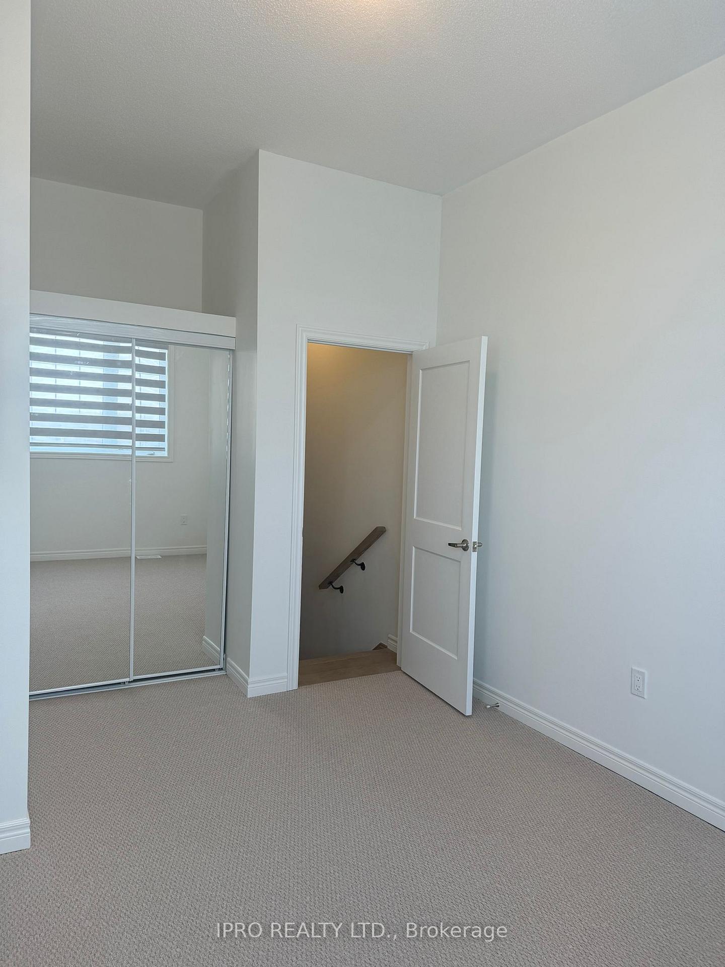 Photo 6 of 73 Picardy Drive, Hamilton, Stoney Creek — HOMEH