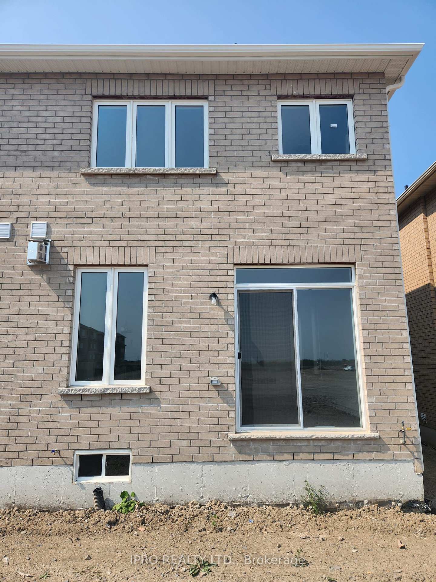 Photo 22 of 73 Picardy Drive, Hamilton, Stoney Creek — HOMEH