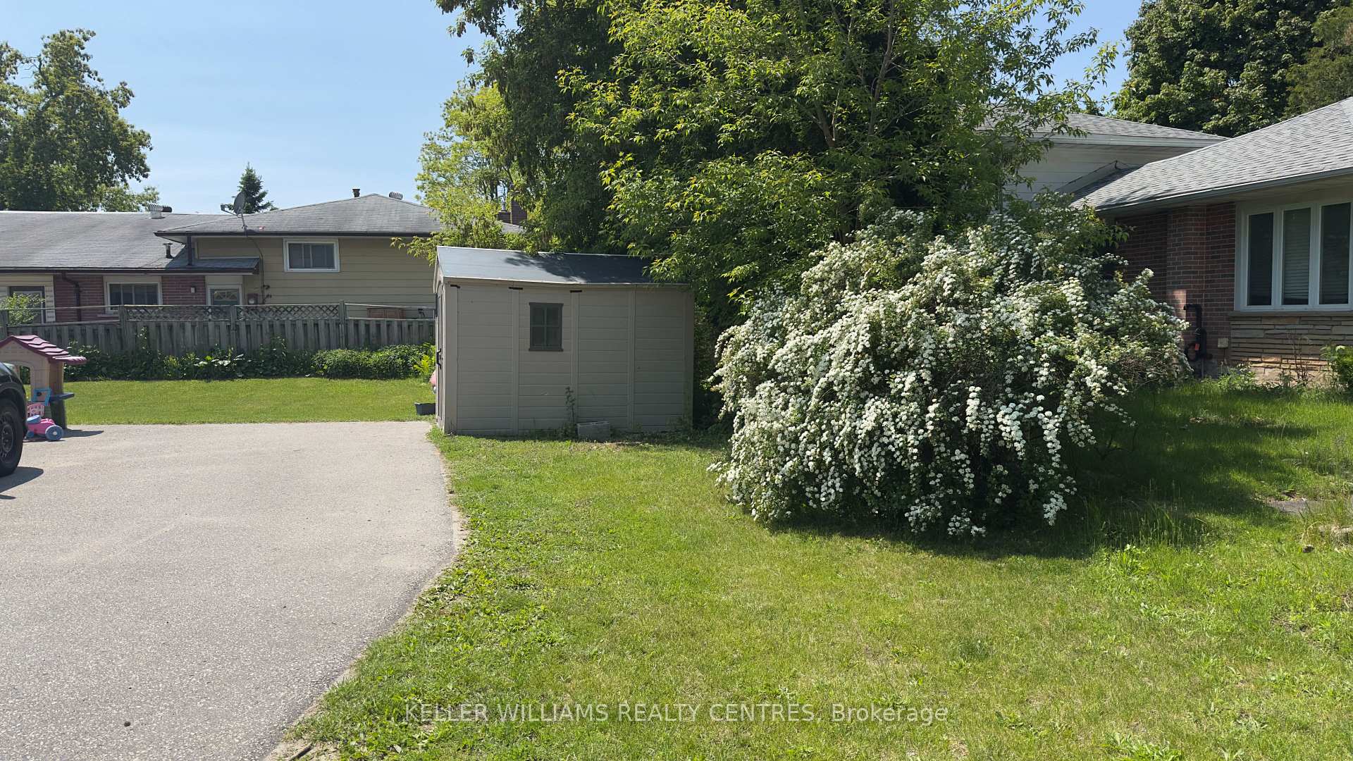 Photo 22 of Unit A, 46 Campbell Avenue, Barrie, Allandale — HOMEH