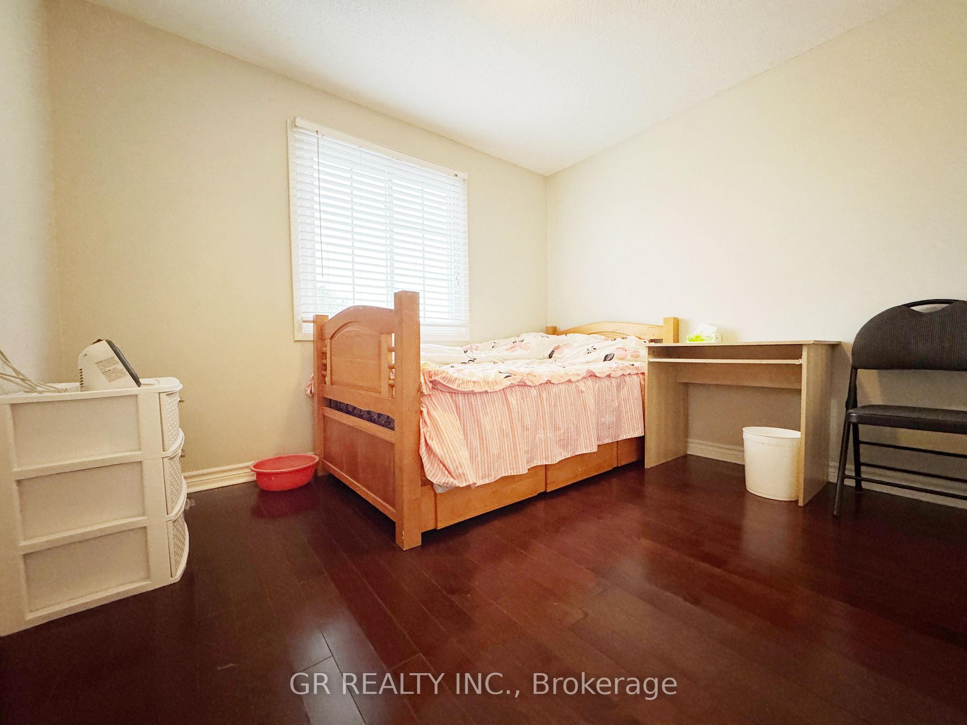 Photo 8 of Unit 3 Rooms, 82 Terrosa Road, Markham, Middlefield — HOMEH