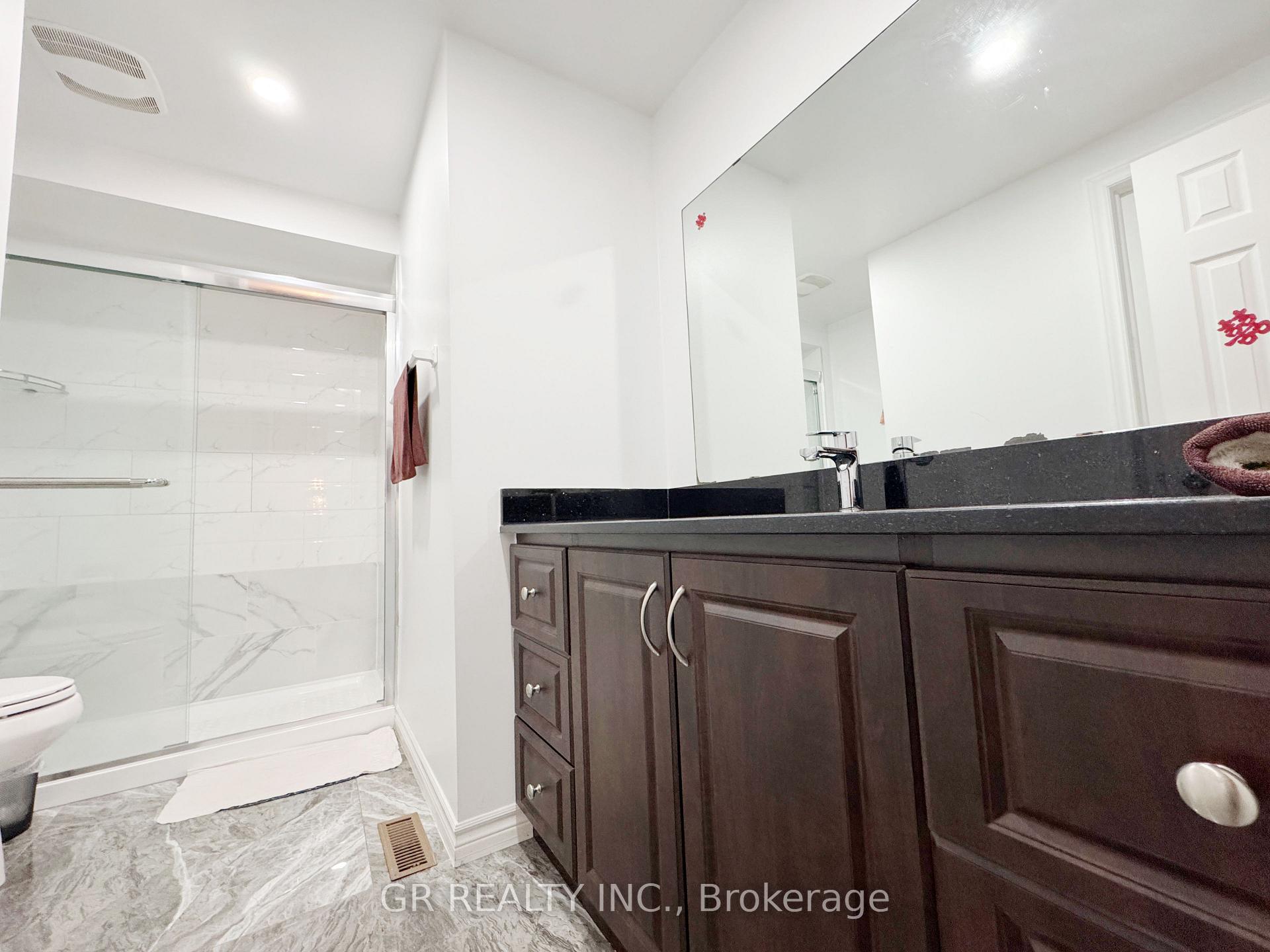 Photo 9 of Unit 3 Rooms, 82 Terrosa Road, Markham, Middlefield — HOMEH