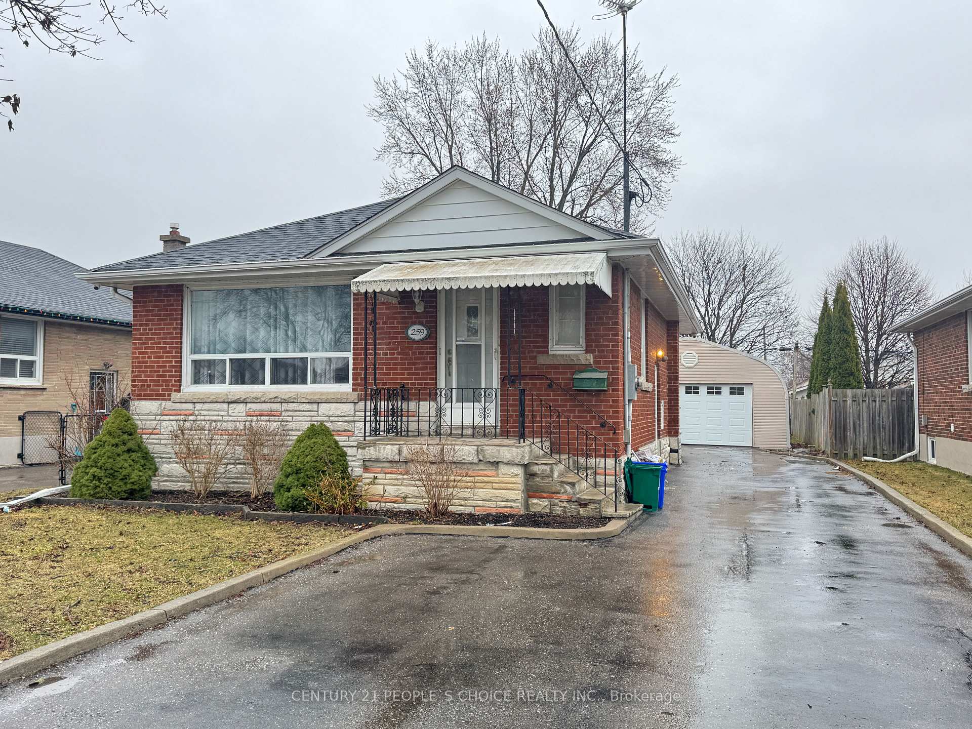 Front of Unit Basement, 259 Baldwin Street