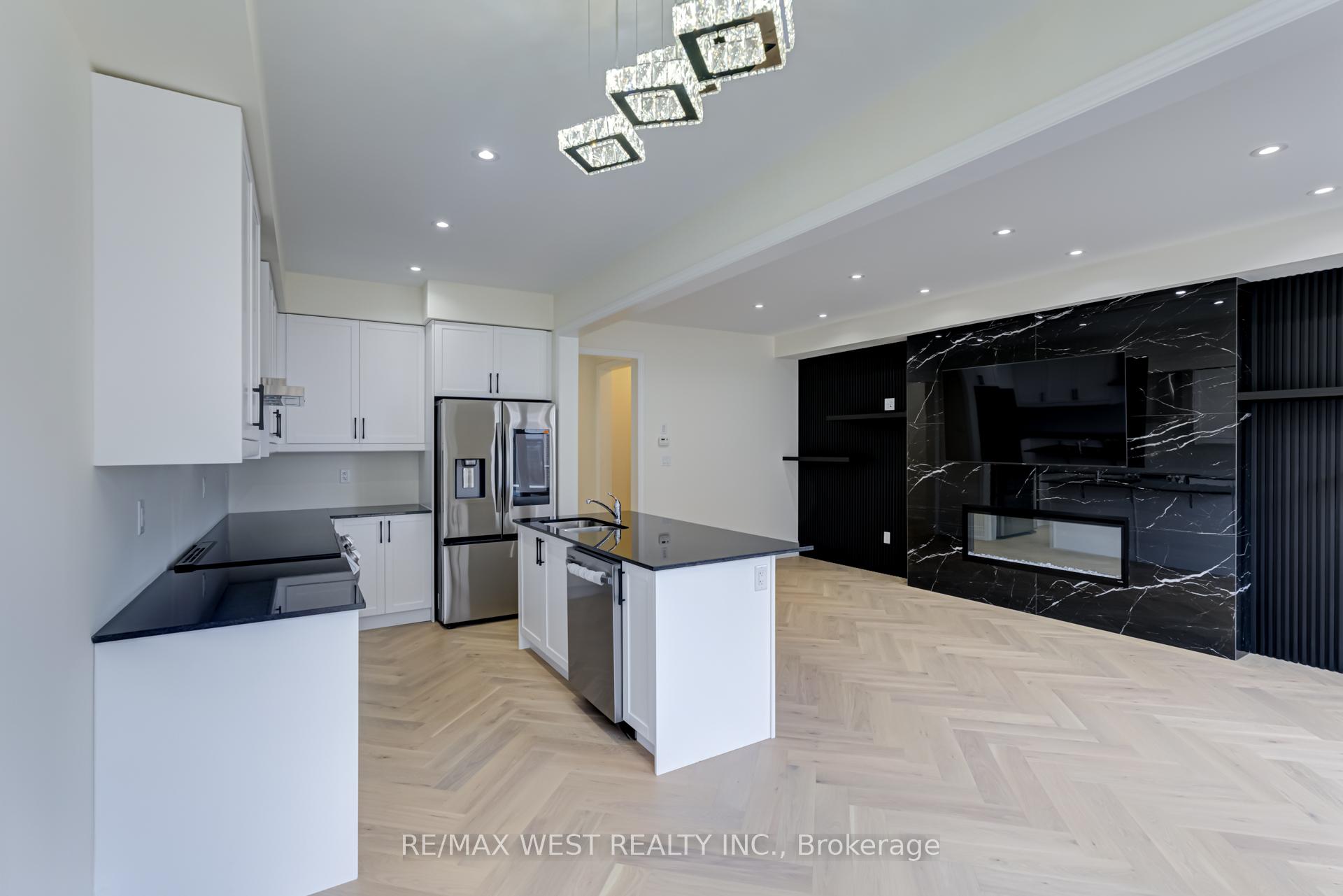 Photo 18 of 8 Singhampton Road, Vaughan, Kleinburg — HOMEH