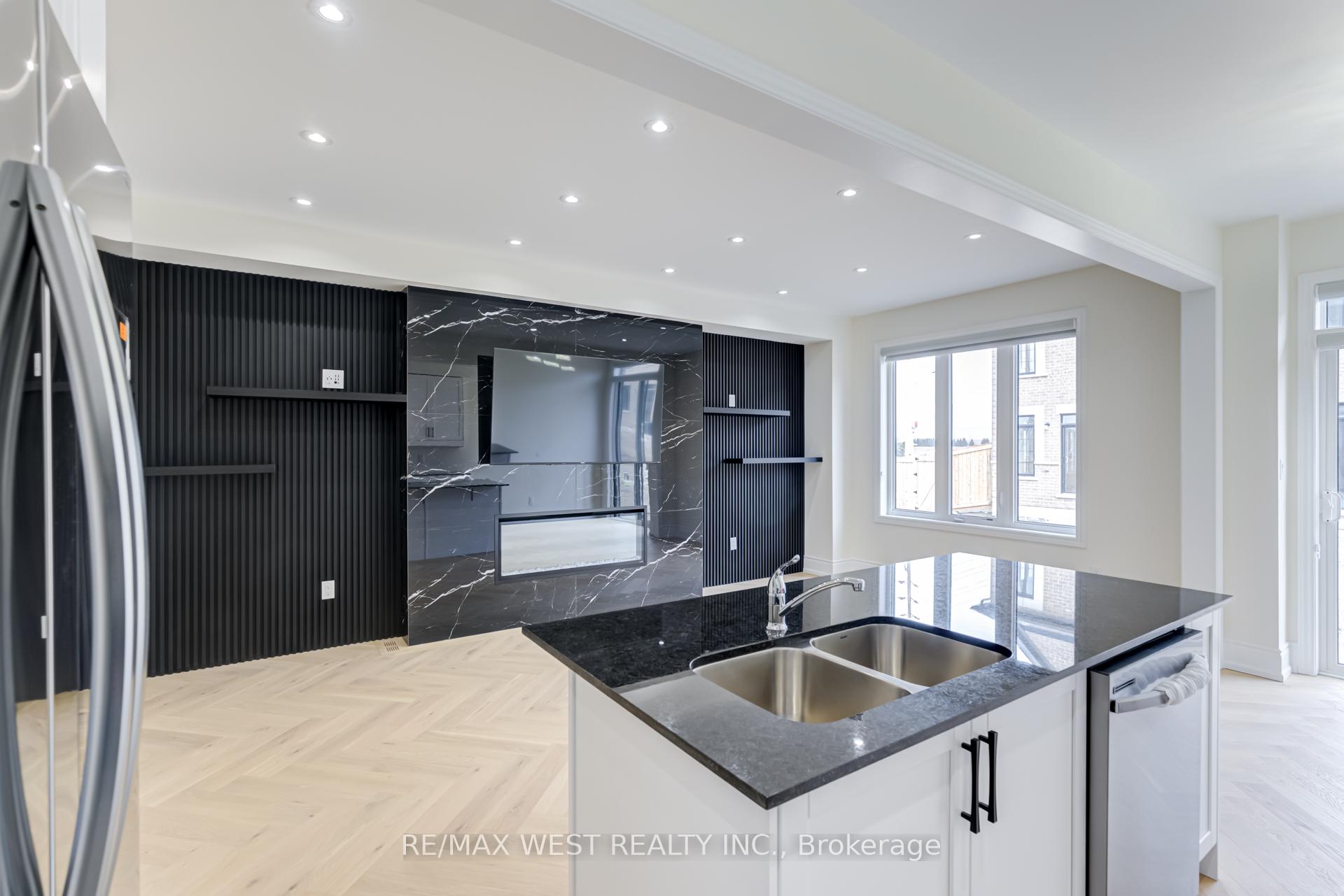 Photo 22 of 8 Singhampton Road, Vaughan, Kleinburg — HOMEH
