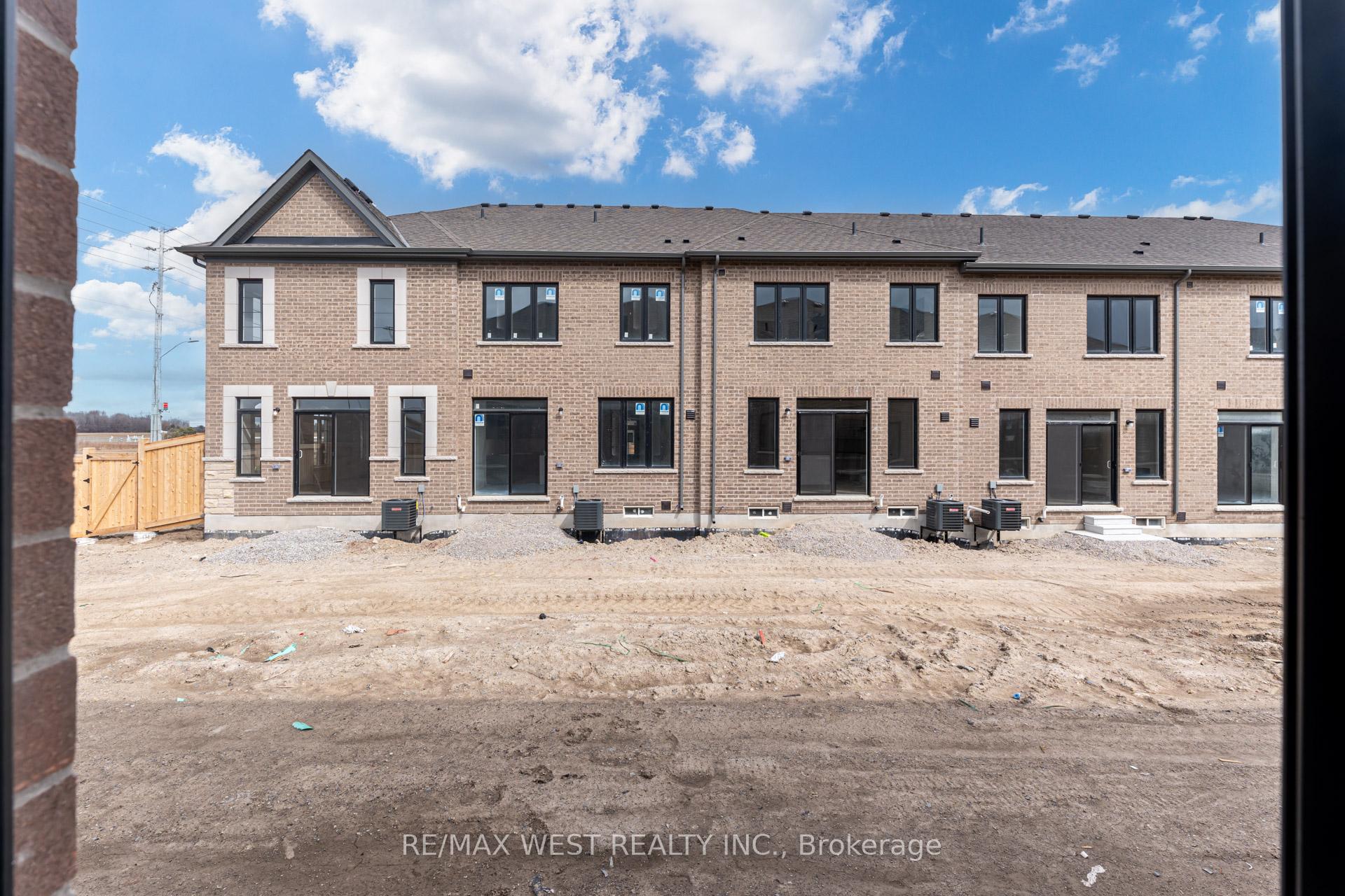 Photo 35 of 8 Singhampton Road, Vaughan, Kleinburg — HOMEH