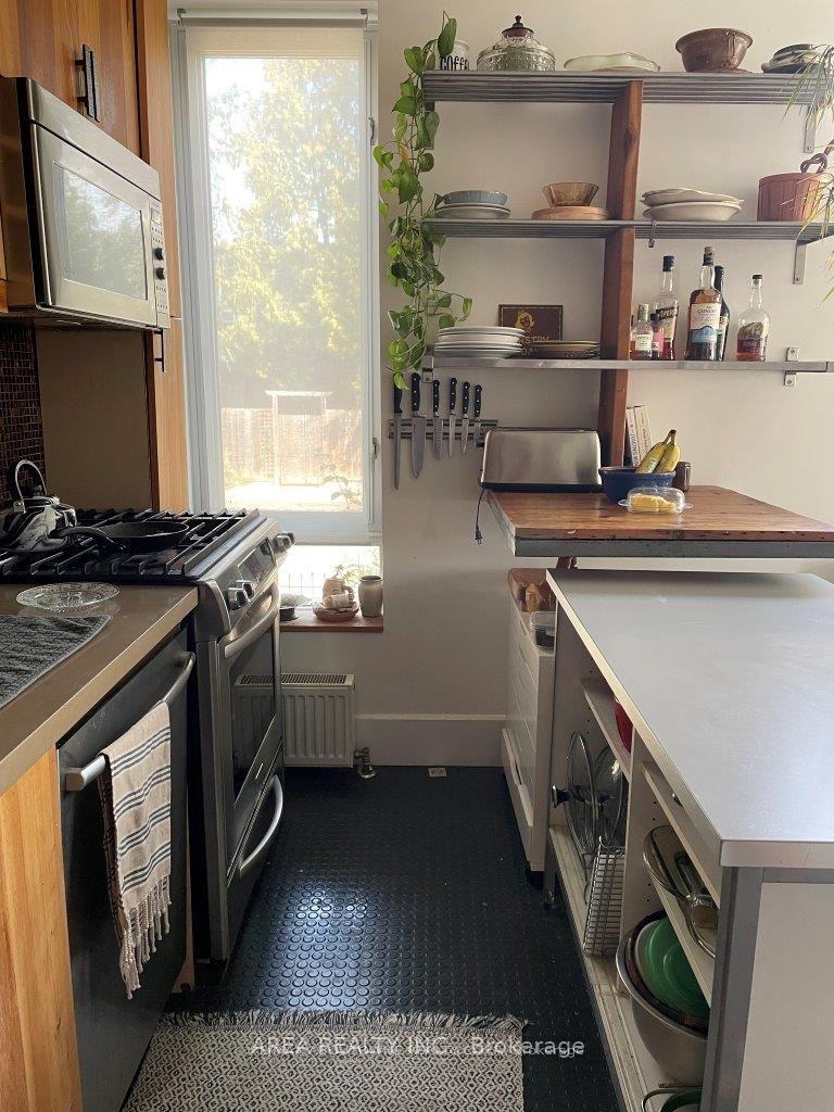 Photo 2 of 104 Northcote Avenue, Toronto, Little Portugal — HOMEH