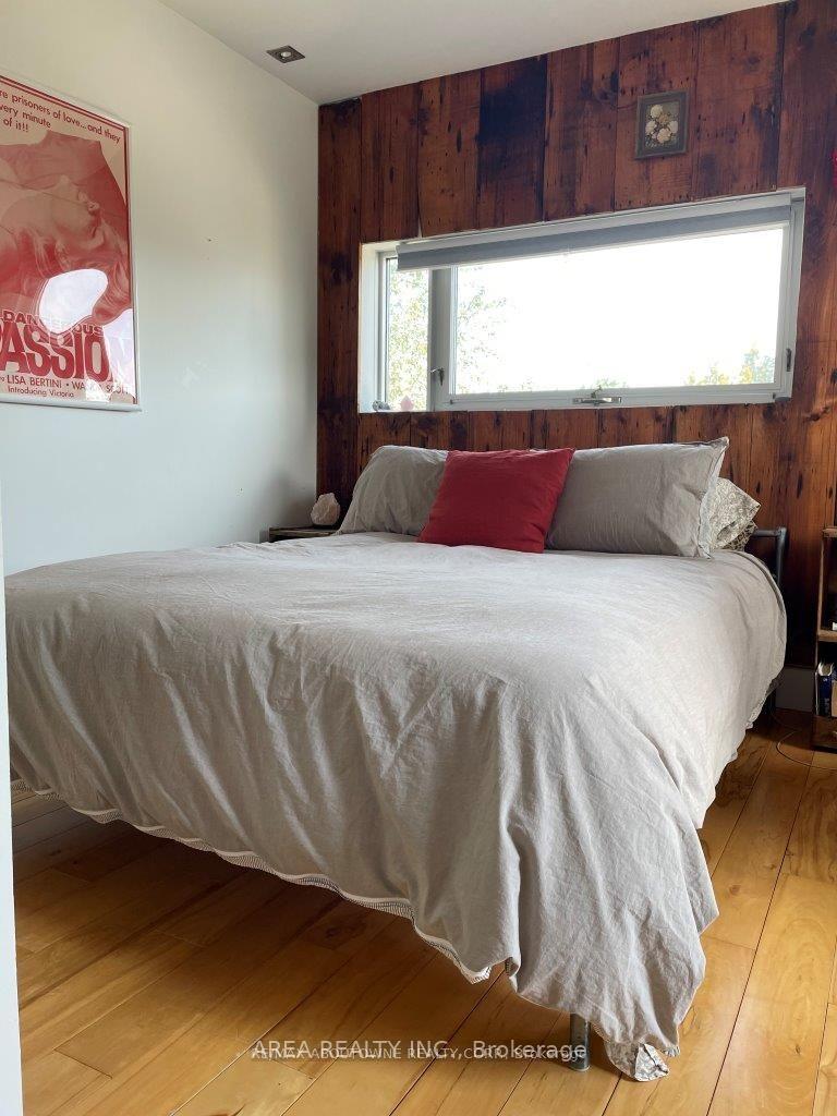 Photo 6 of 104 Northcote Avenue, Toronto, Little Portugal — HOMEH