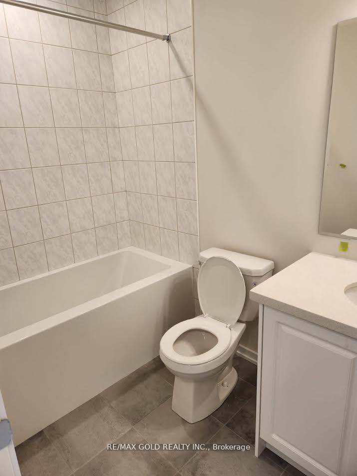 Photo 4 of 1393 Bradenton Path, Oshawa, Eastdale — HOMEH