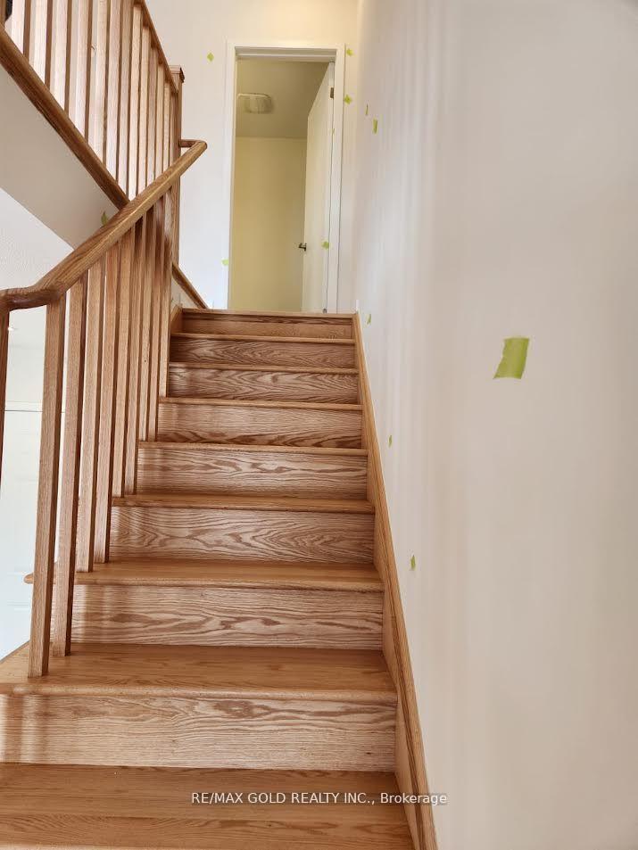 Photo 7 of 1393 Bradenton Path, Oshawa, Eastdale — HOMEH