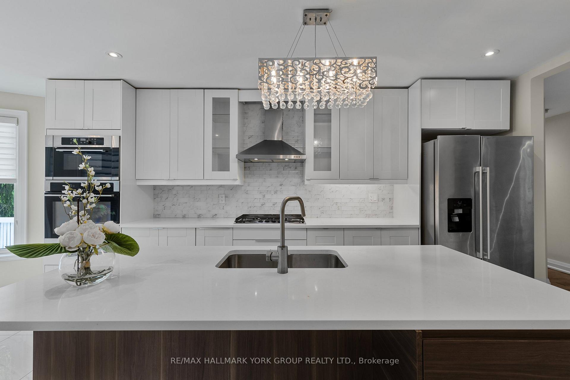 Photo 30 of 3 Pinehurst Court, Aurora, Aurora Village — HOMEH