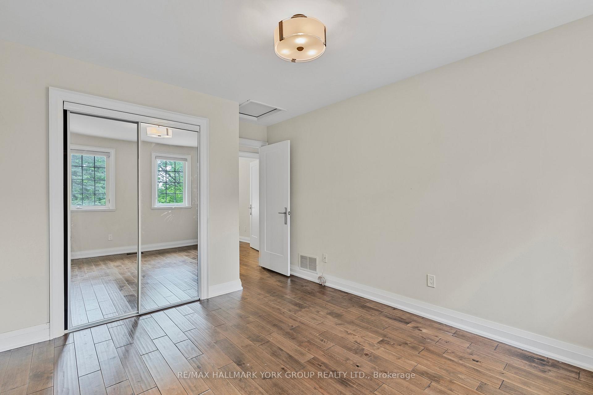 Photo 31 of 3 Pinehurst Court, Aurora, Aurora Village — HOMEH